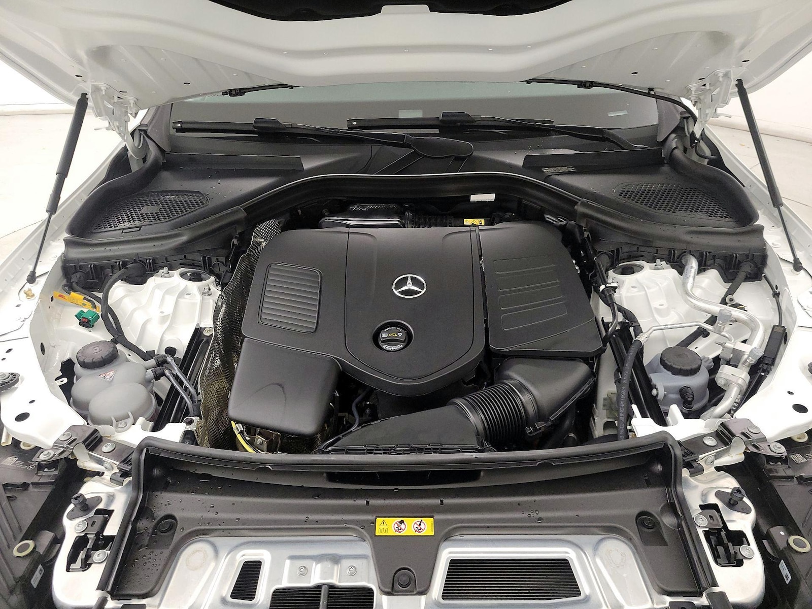 2025 Mercedes-Benz GLC Base - Photo 23