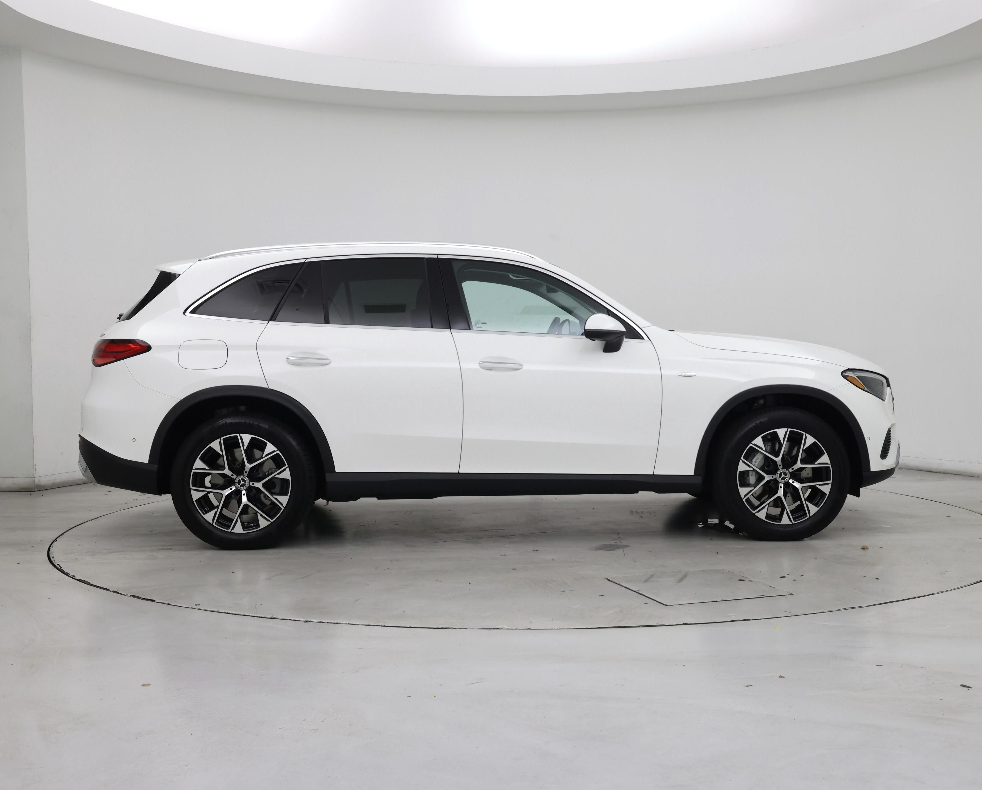 Thumbnail: 2025 Mercedes-Benz GLC - 7