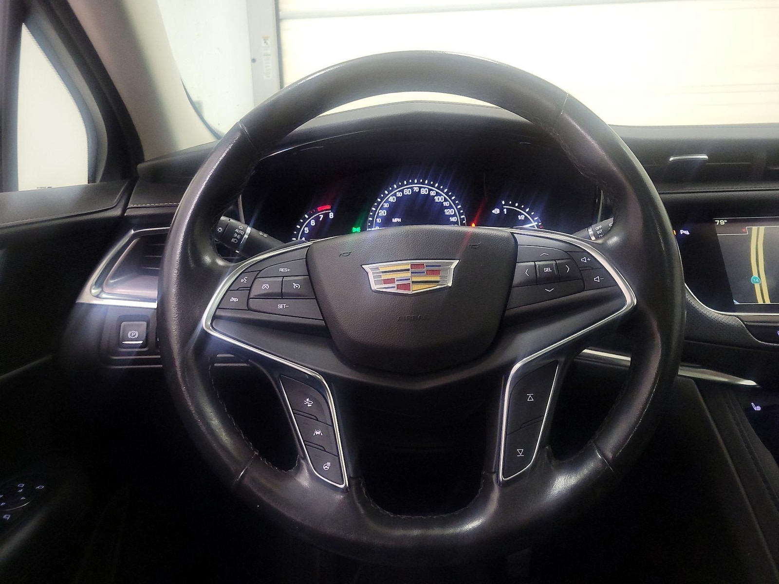 2018 Cadillac XT5 Luxury - Photo 11