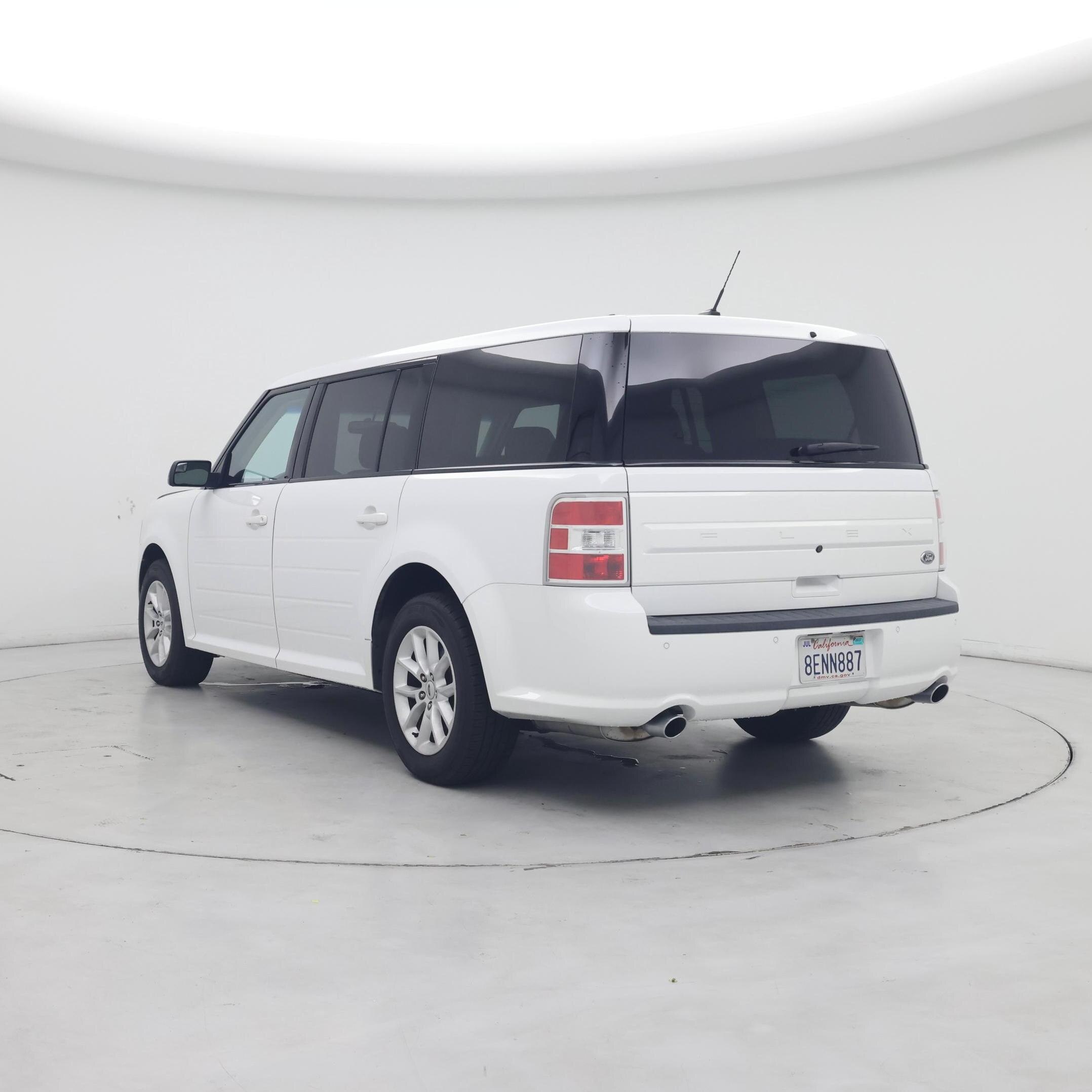 Thumbnail: 2018 Ford Flex - 2