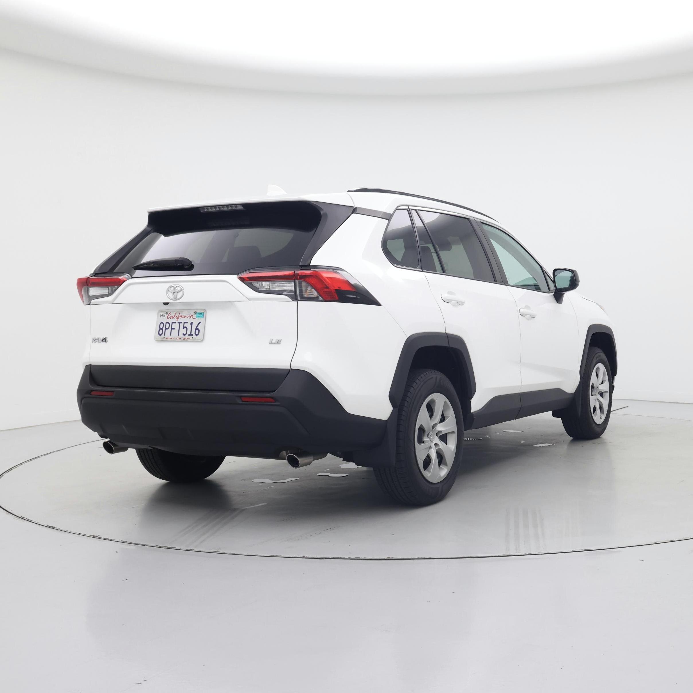 Thumbnail: 2020 Toyota RAV4 - 8