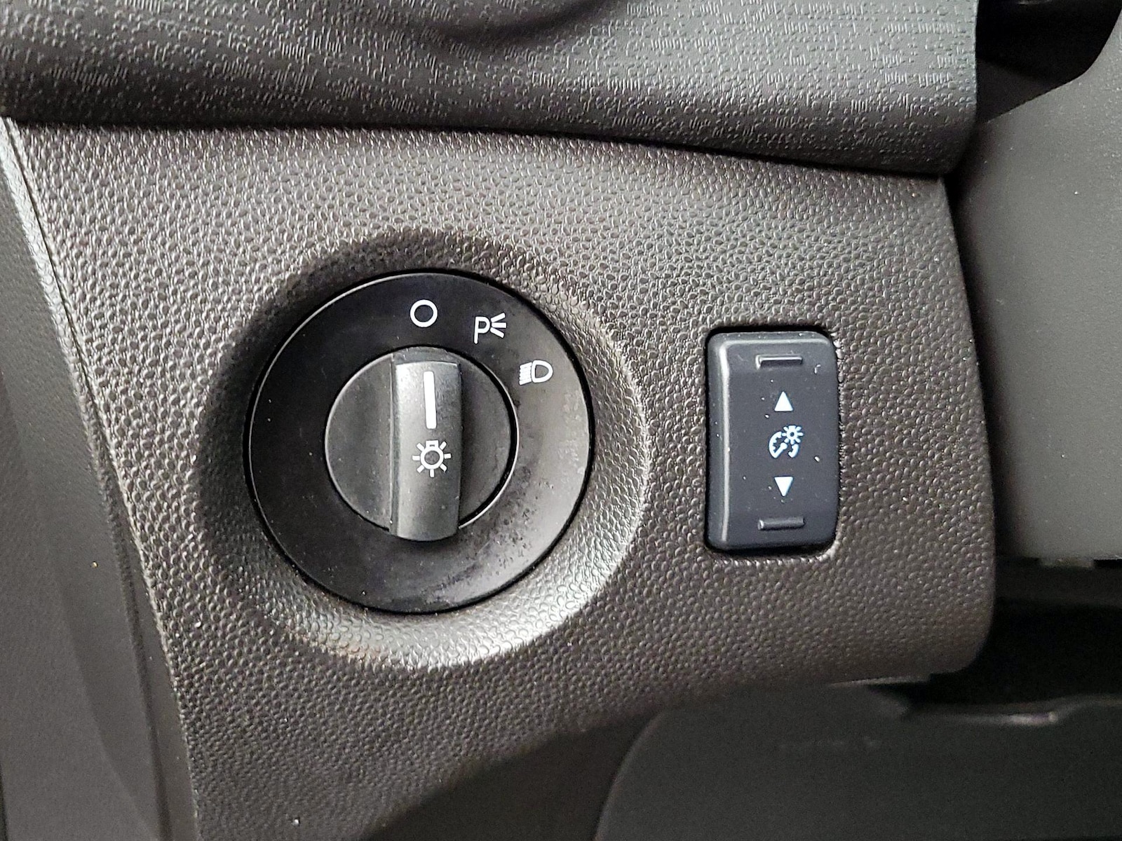 2016 Ford Fiesta S - Photo 12