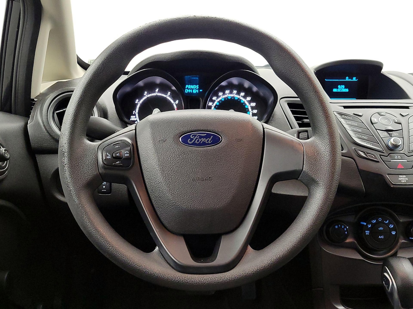 2016 Ford Fiesta S - Photo 9