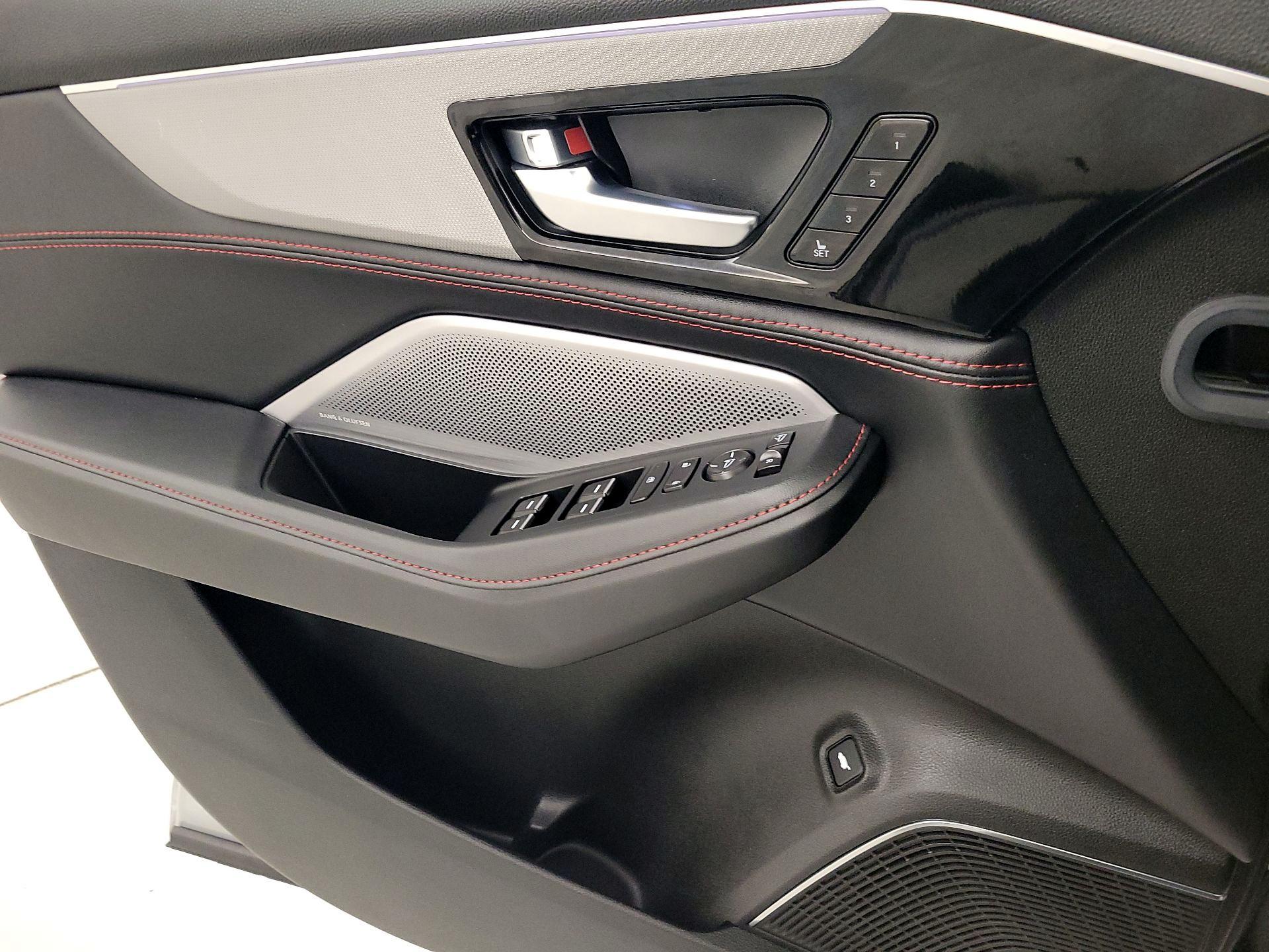 Thumbnail: 2026 Acura MDX - 12