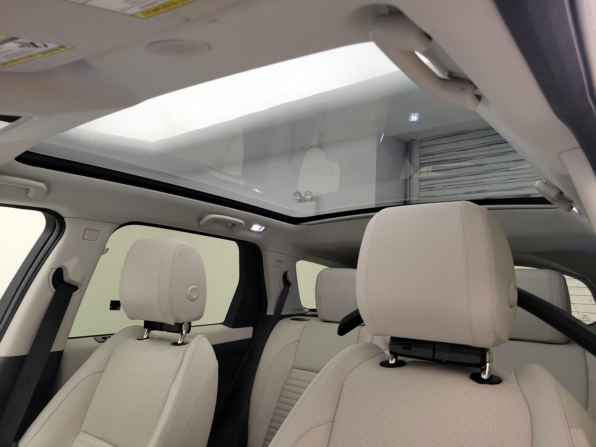 Thumbnail: 2025 Land Rover Discovery Sport - 20