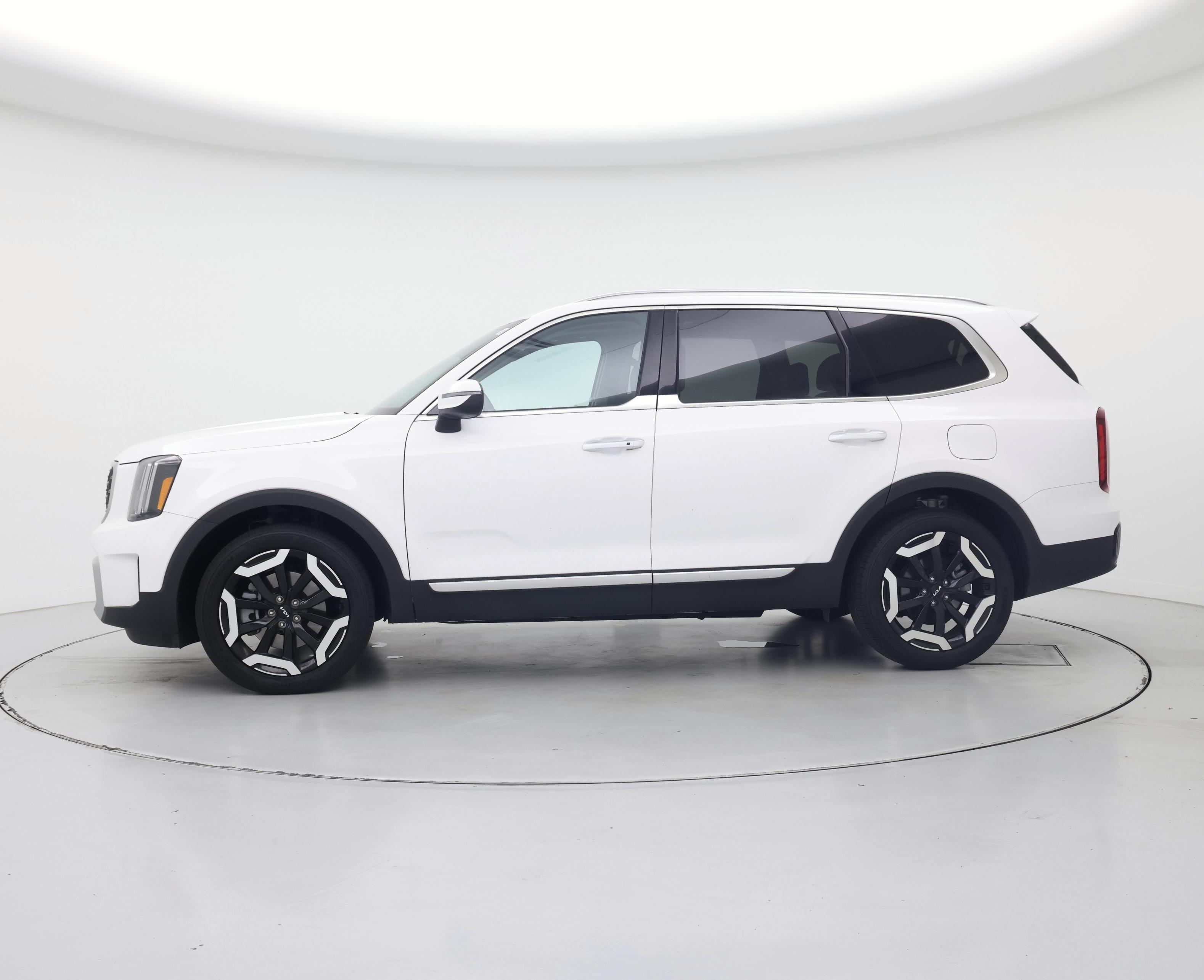 Thumbnail: 2024 Kia Telluride - 3