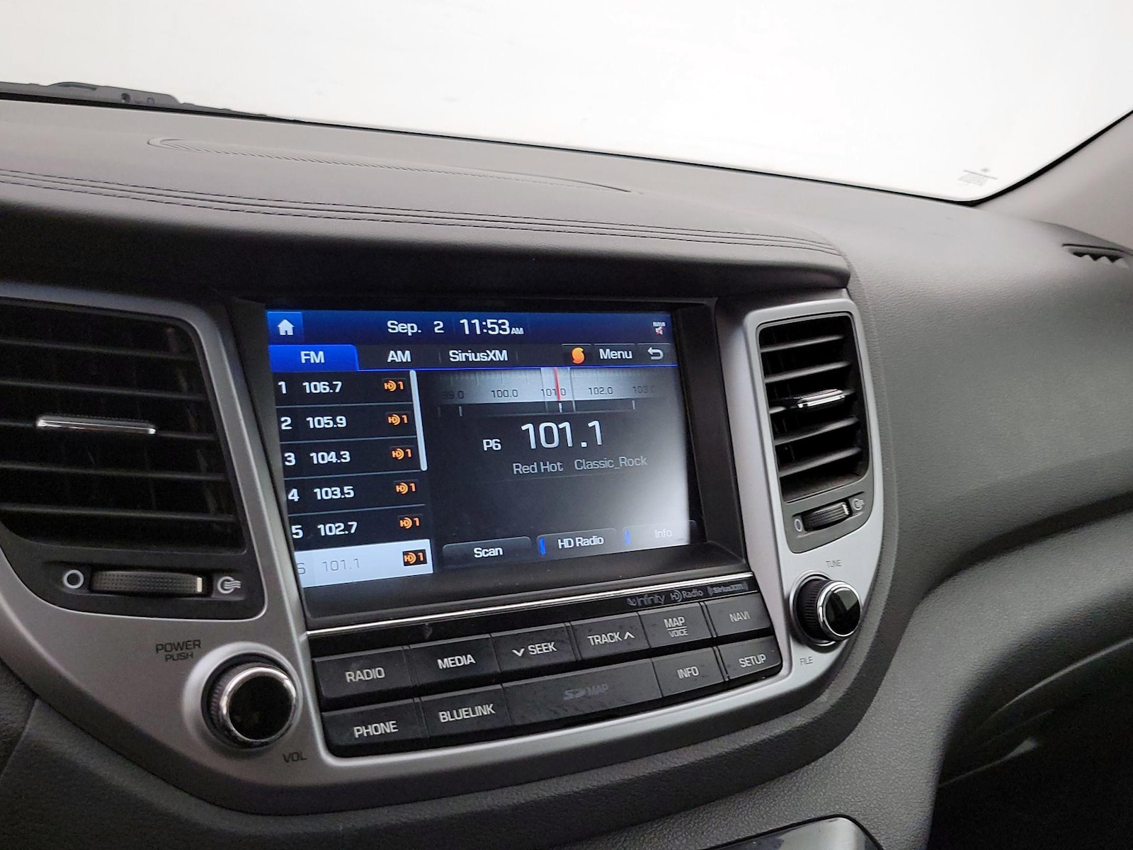 2017 Hyundai Tucson SE Plus - Photo 16