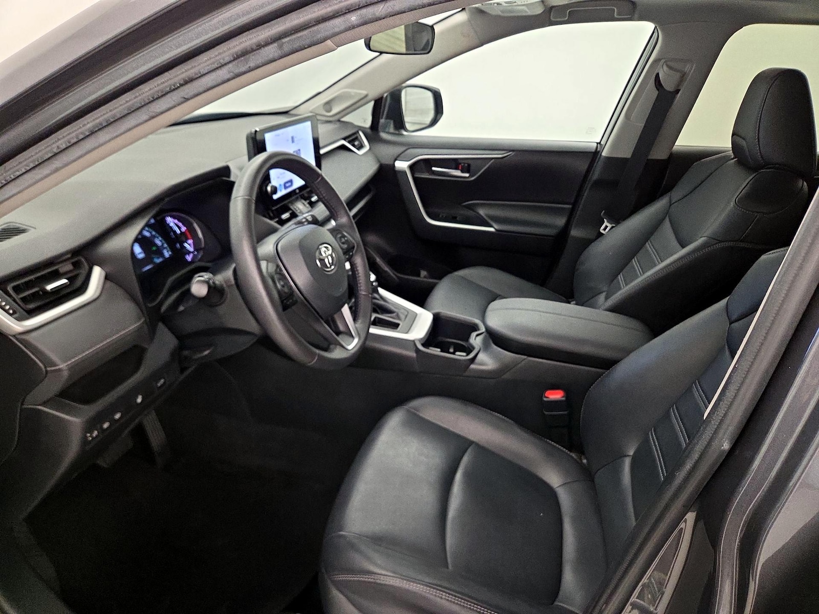 2023 Toyota RAV4 XLE Premium - Photo 12