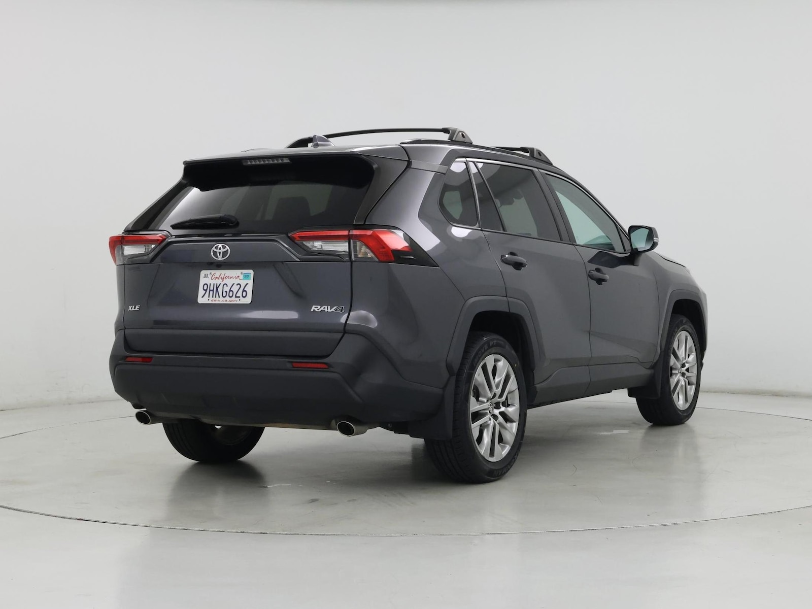 2023 Toyota RAV4 XLE Premium - Photo 9