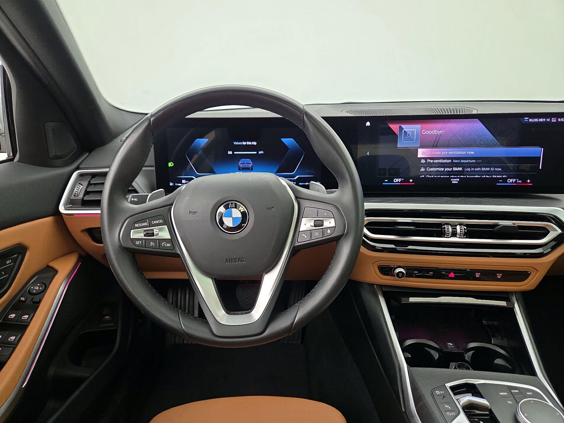 Thumbnail: 2024 BMW 3 Series - 10