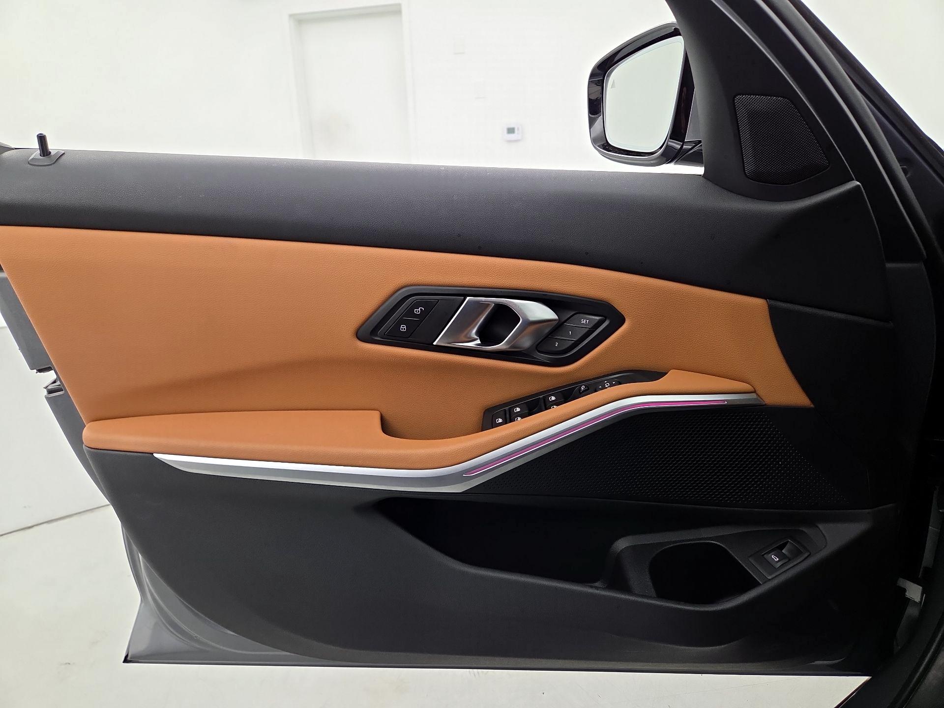Thumbnail: 2024 BMW 3 Series - 12