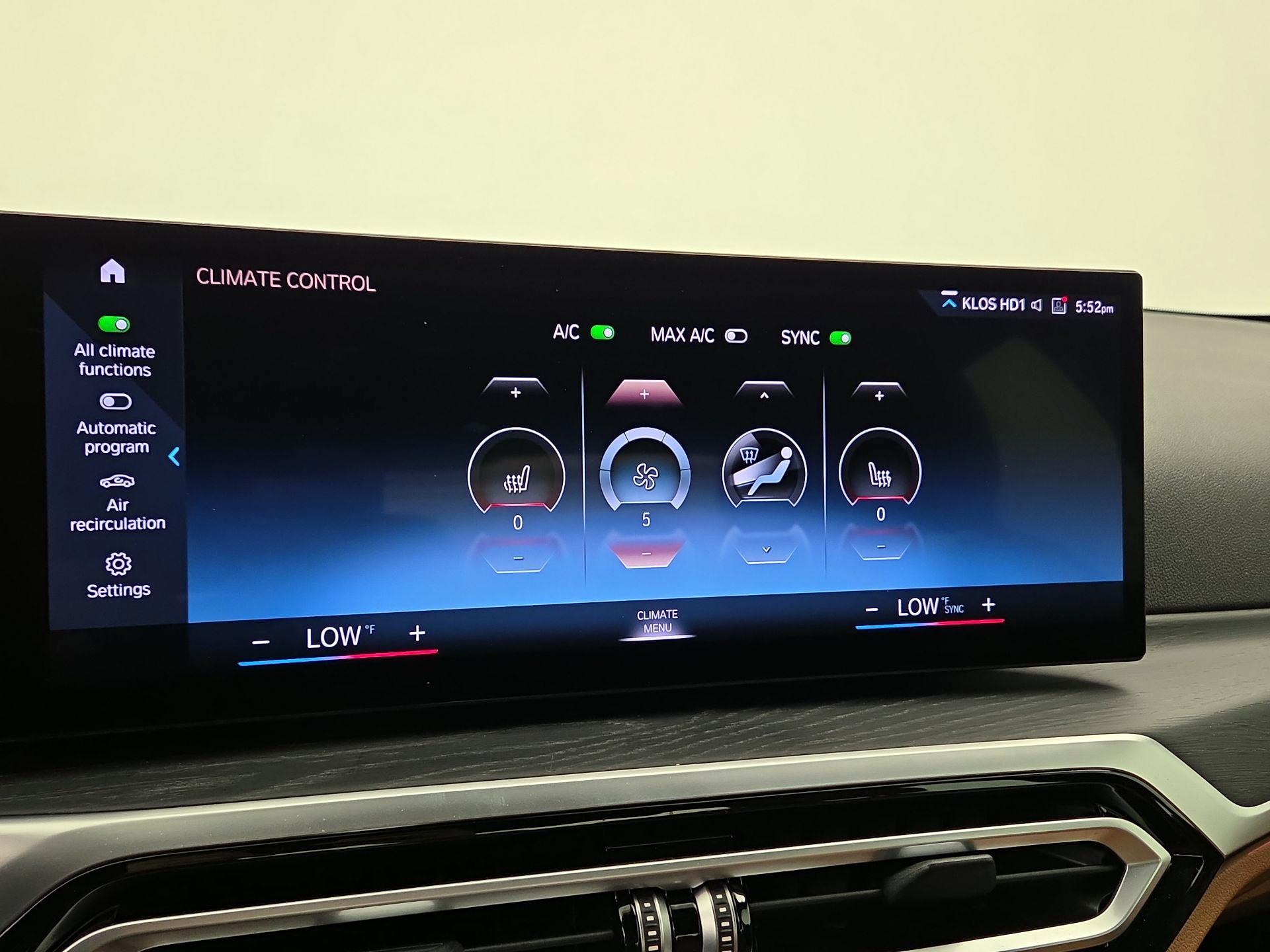 Thumbnail: 2024 BMW 3 Series - 17