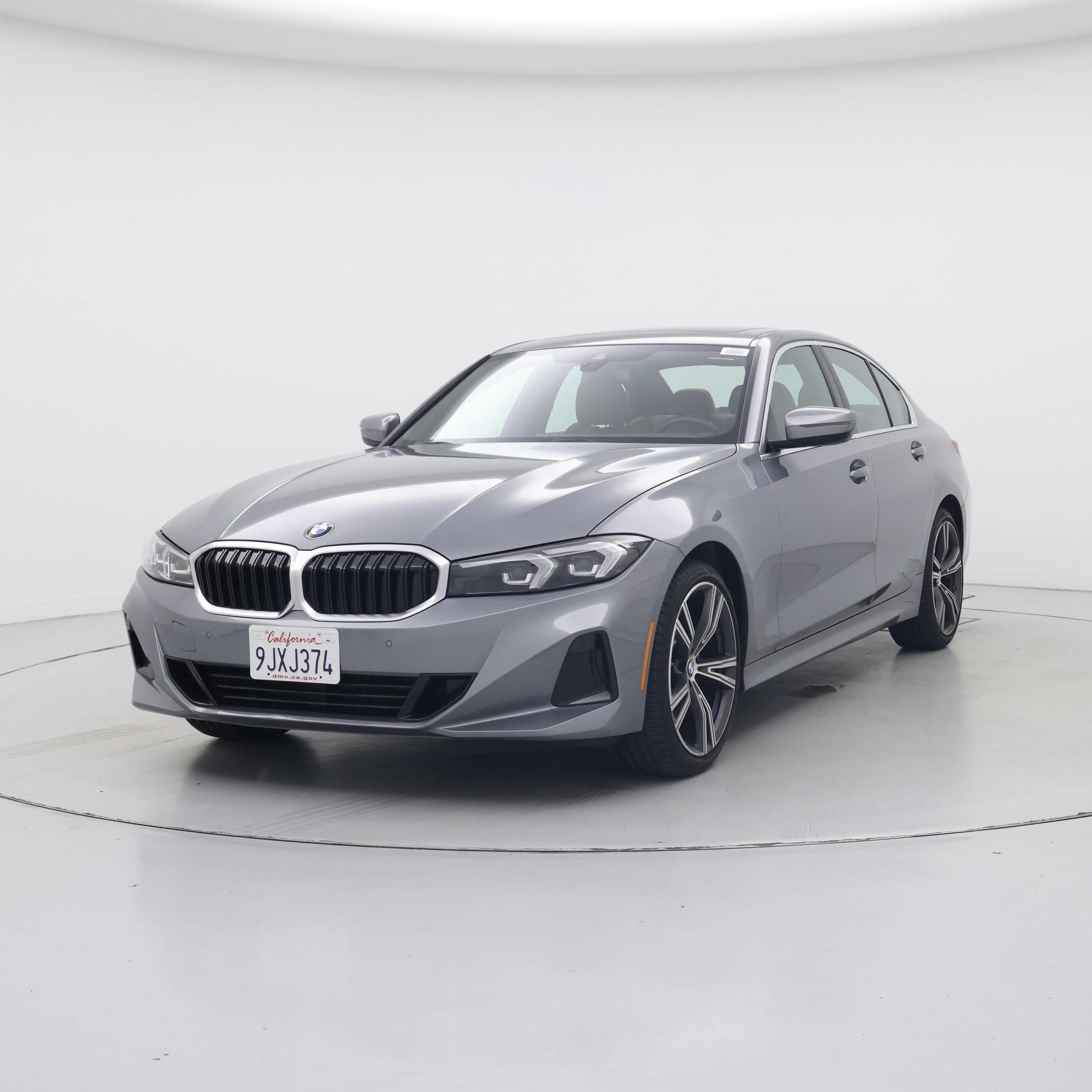 Thumbnail: 2024 BMW 3 Series - 4