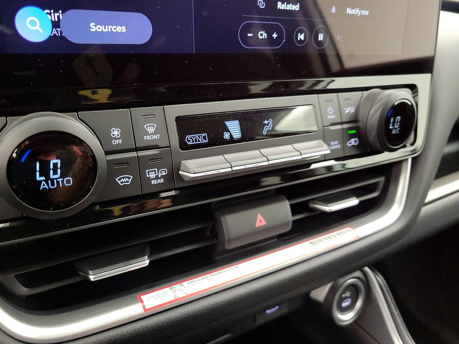 2026 Toyota Grand Highlander LE - Photo 16
