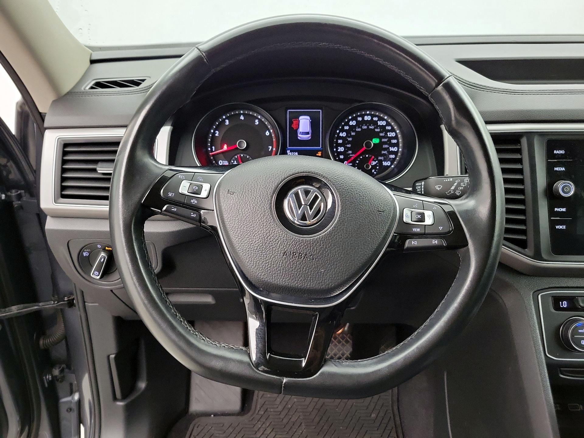 Thumbnail: 2019 Volkswagen Atlas - 10