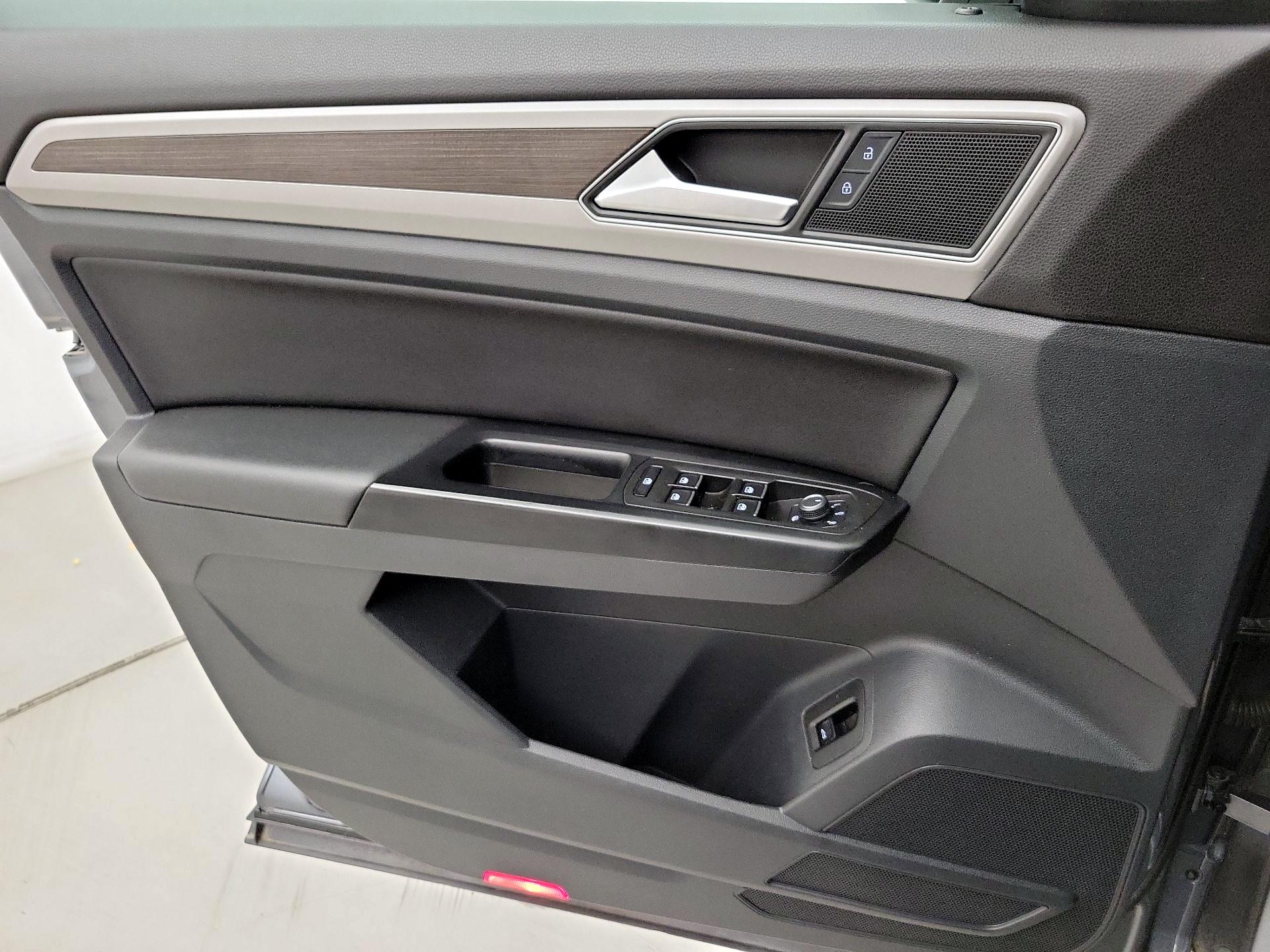 Thumbnail: 2019 Volkswagen Atlas - 12