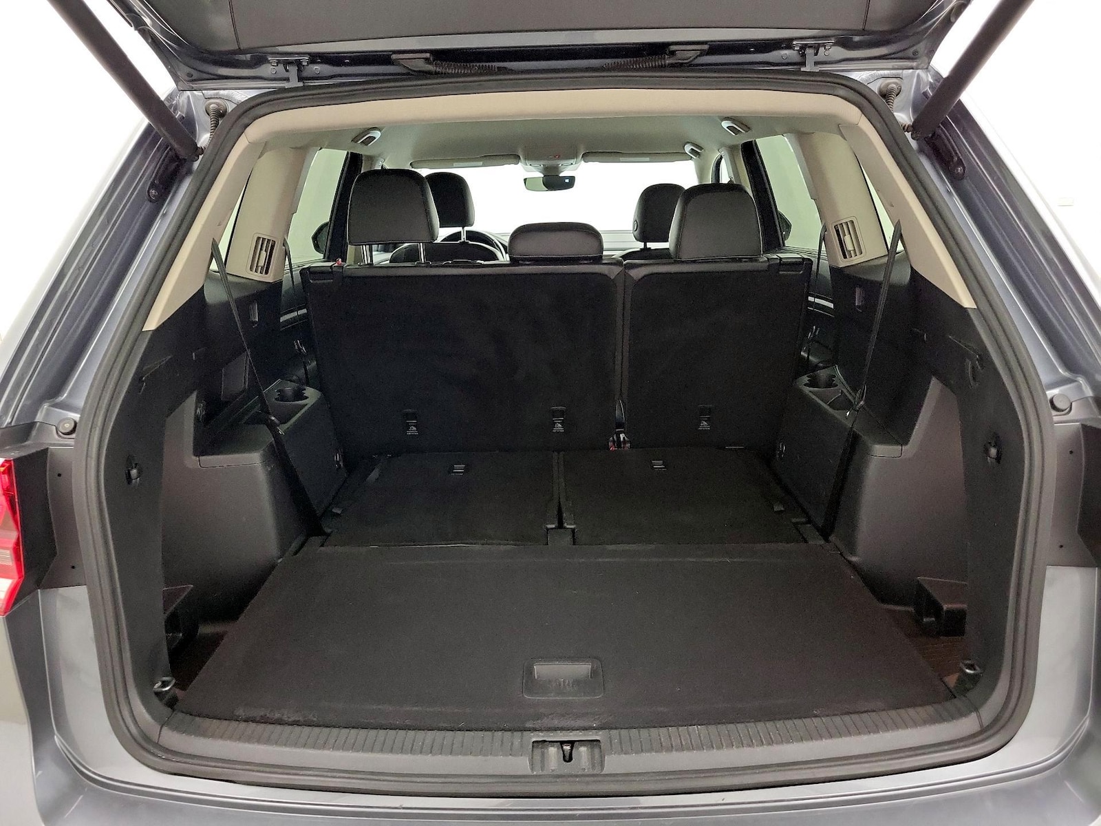 2019 Volkswagen Atlas SE w/Tech - Photo 23