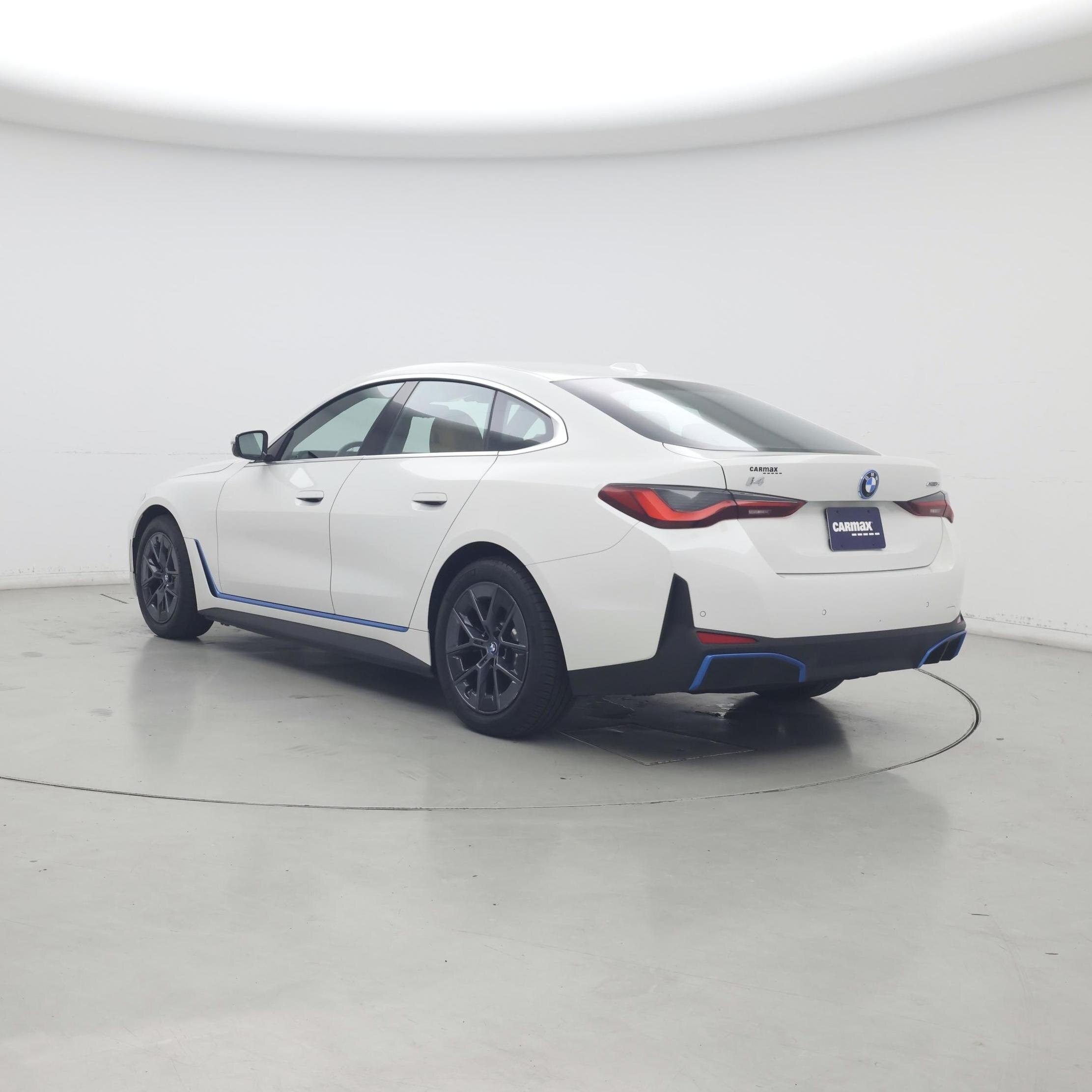Thumbnail: 2023 BMW i4 - 2