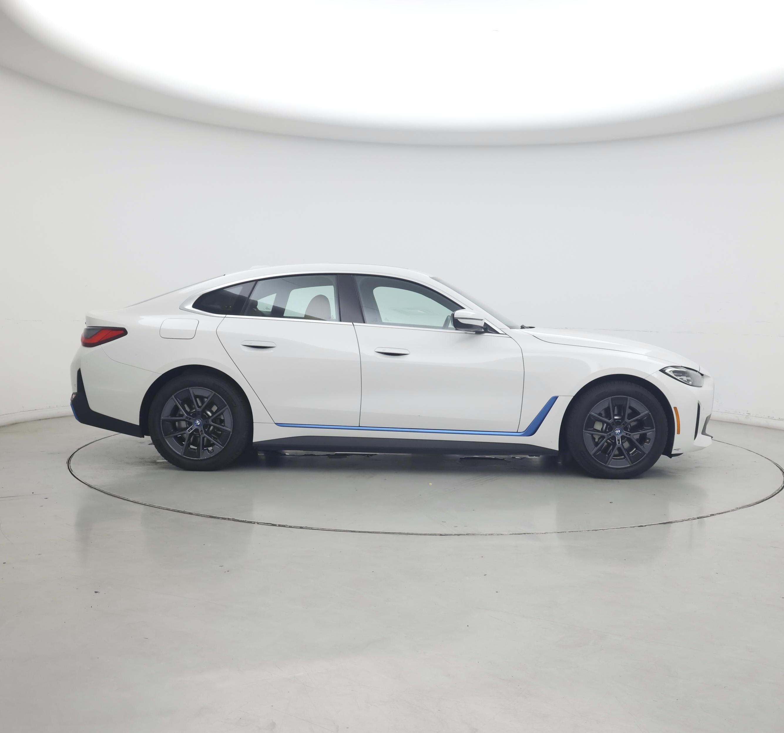 Thumbnail: 2023 BMW i4 - 7
