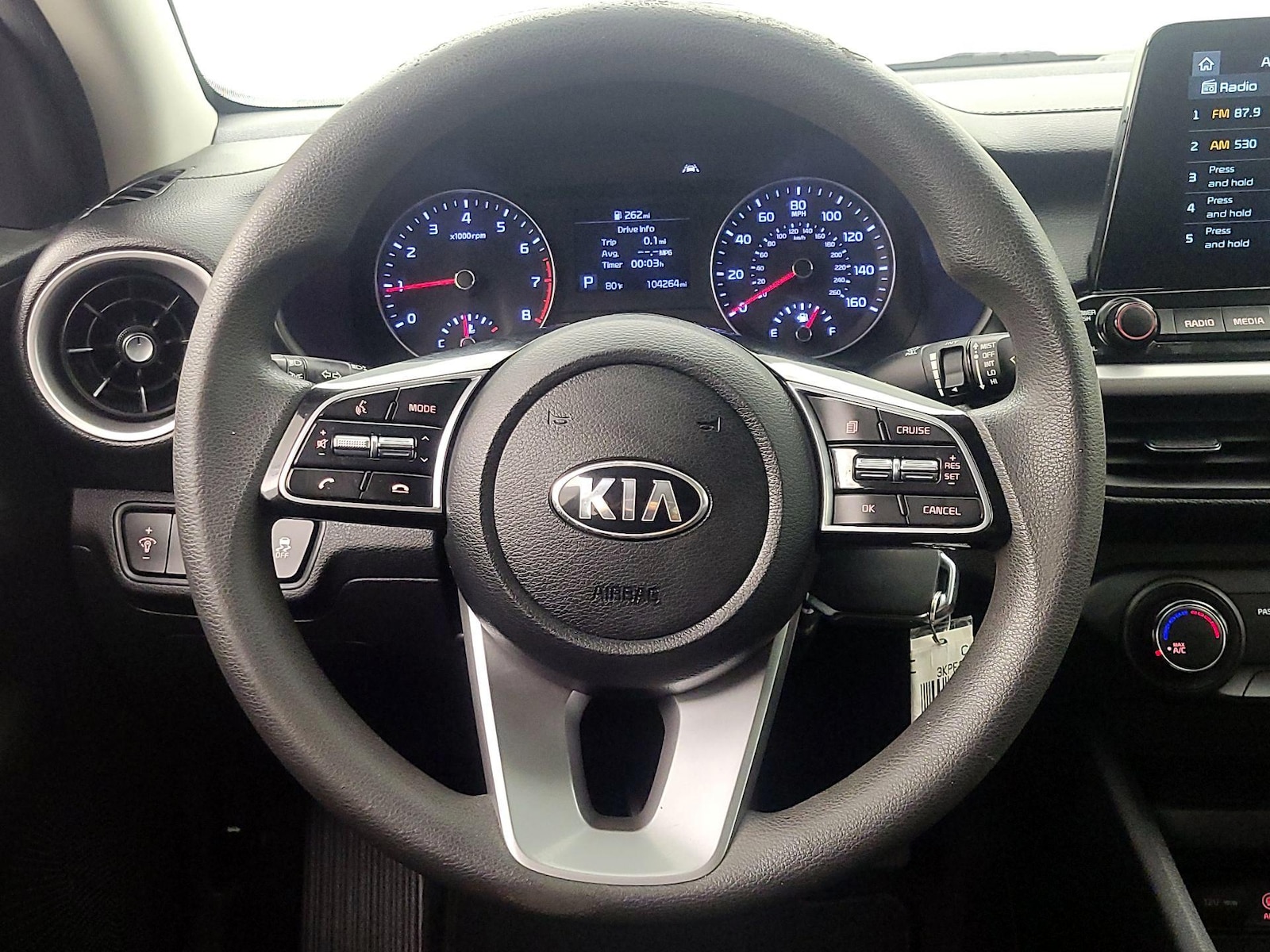 2021 Kia Forte LXS - Photo 11