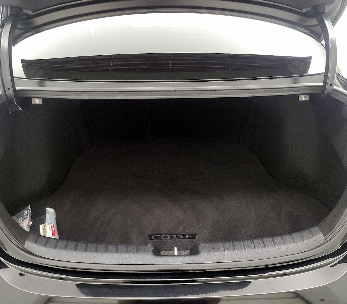 Trunk/Cargo (Seats Up)