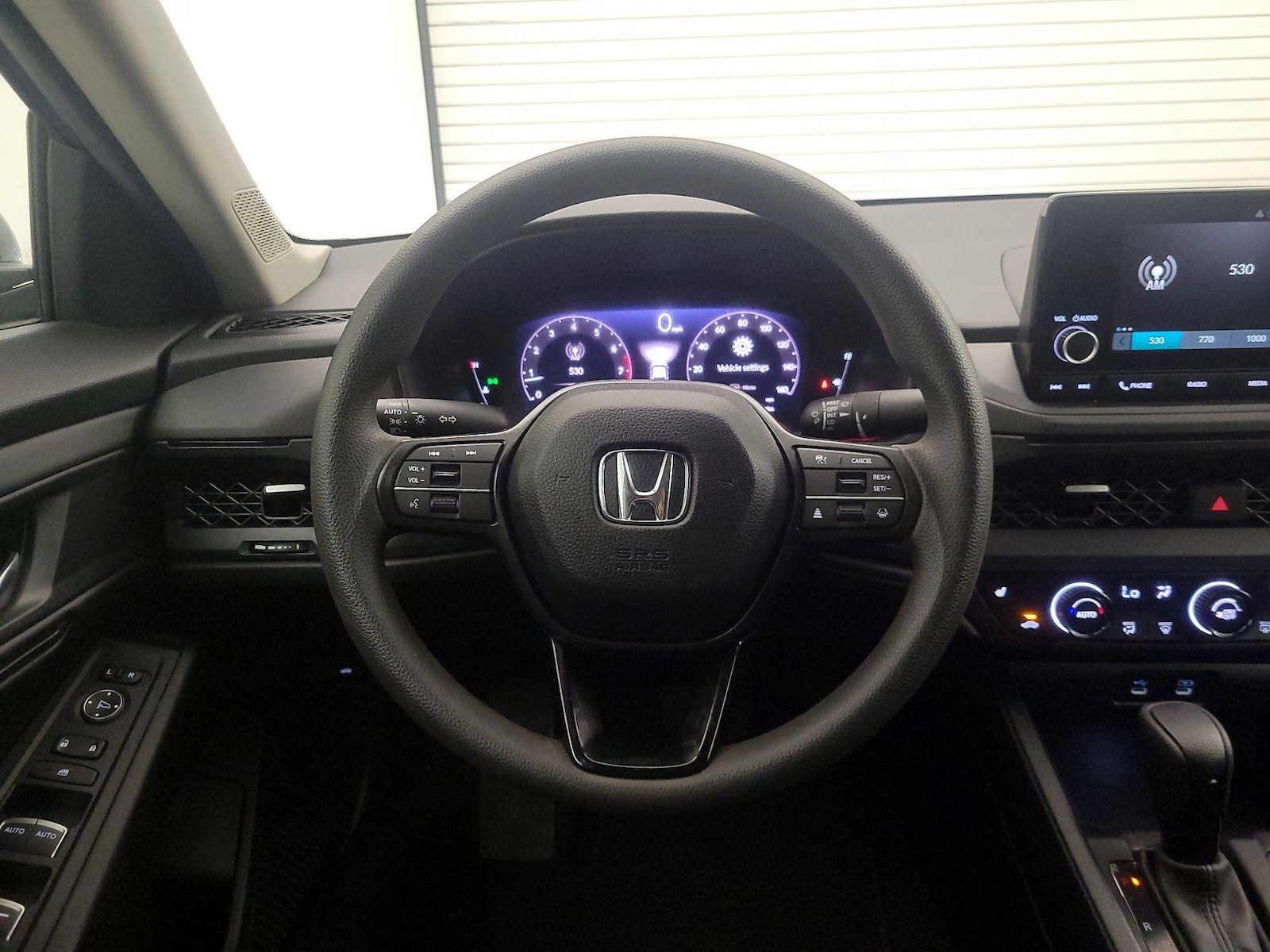 2025 Honda Accord SE - Photo 11