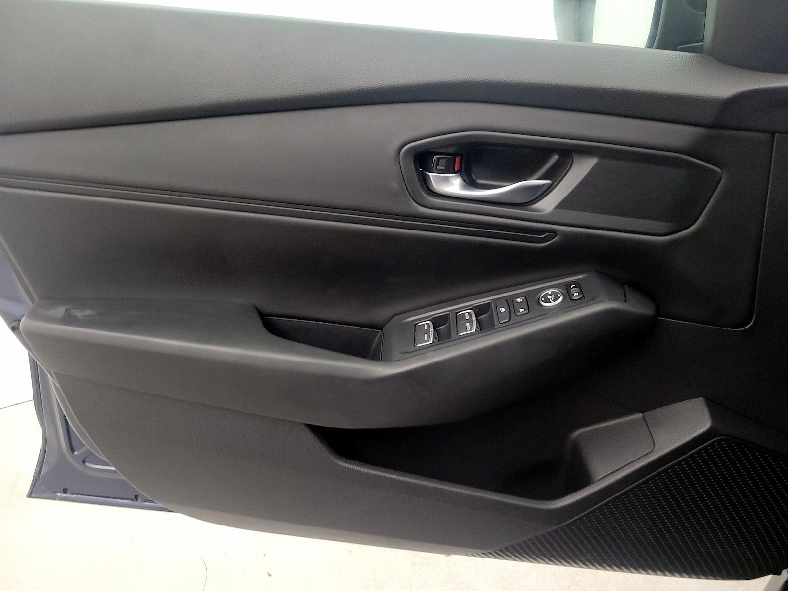 2025 Honda Accord SE - Photo 13