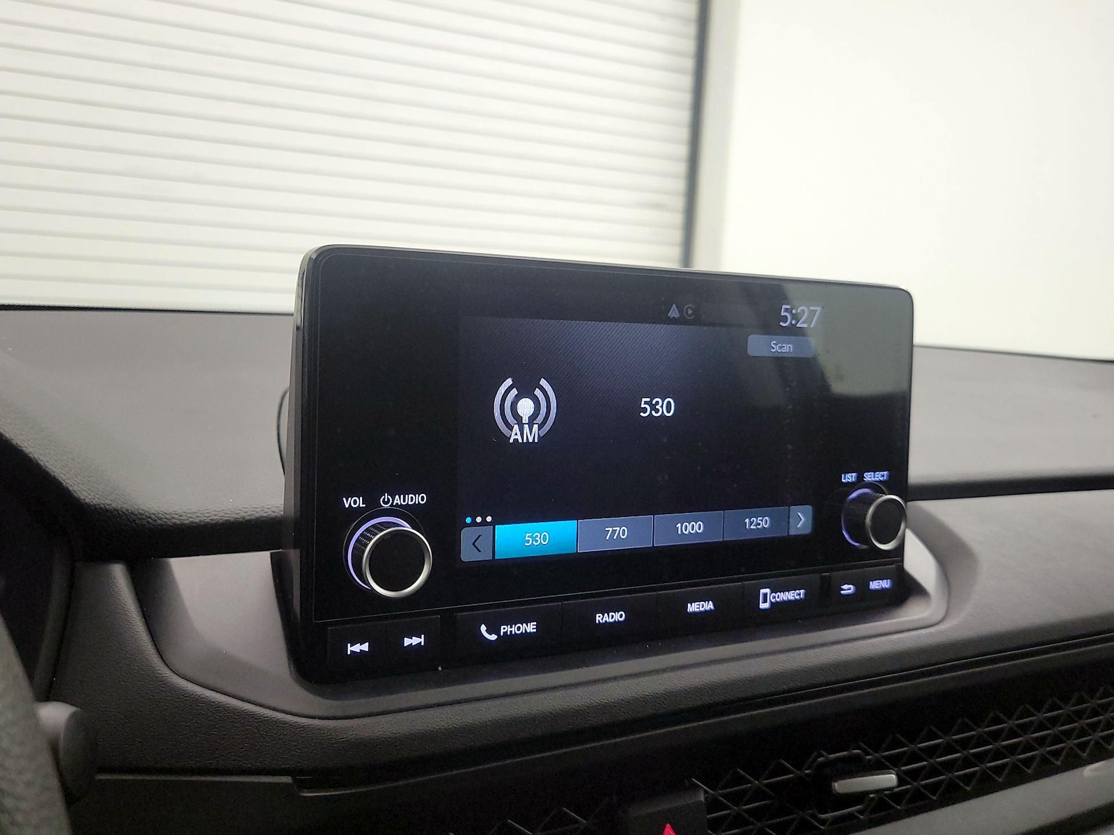 2025 Honda Accord SE - Photo 15