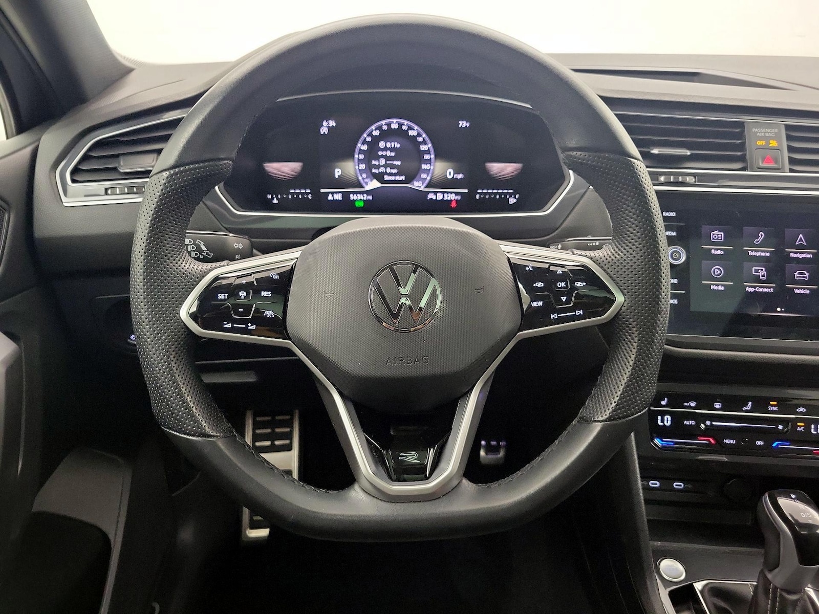 2023 Volkswagen Tiguan SE R-LINE BLACK - Photo 11