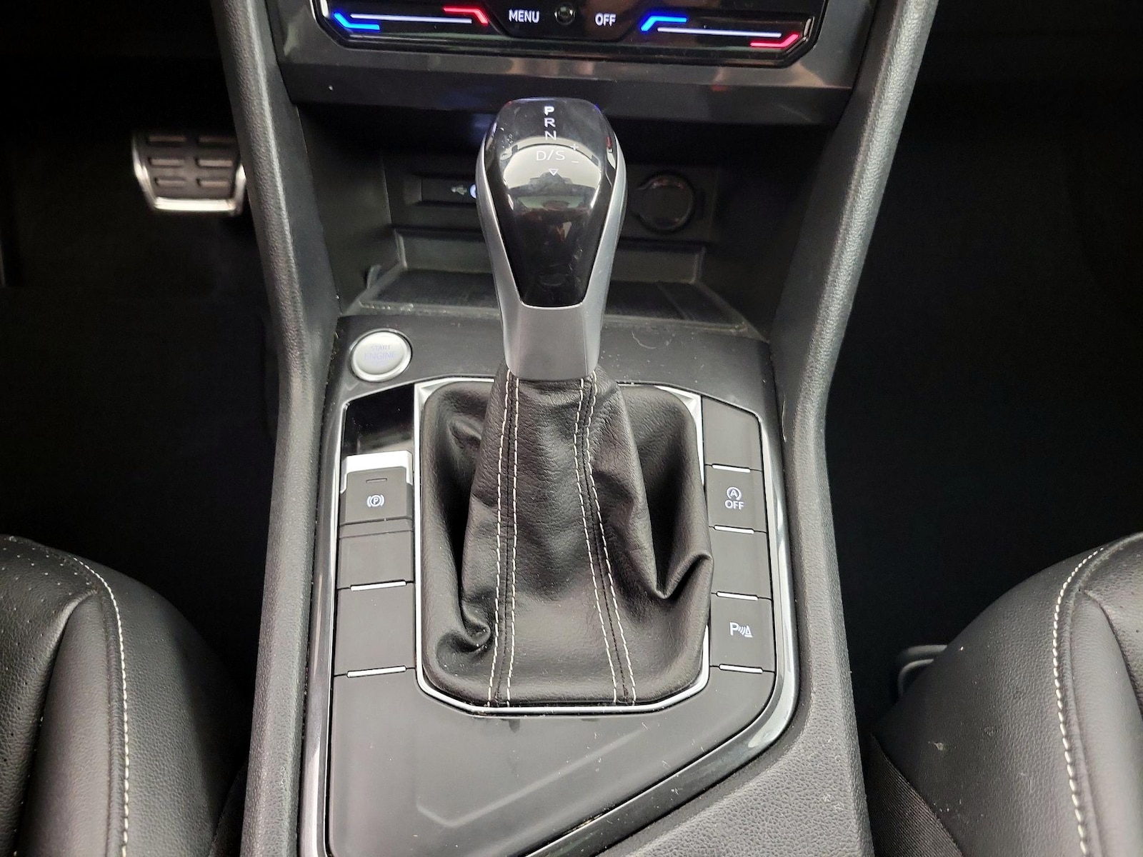 2023 Volkswagen Tiguan SE R-LINE BLACK - Photo 18