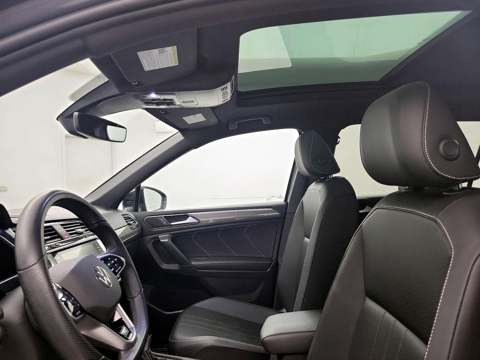 2023 Volkswagen Tiguan SE R-LINE BLACK - Photo 20