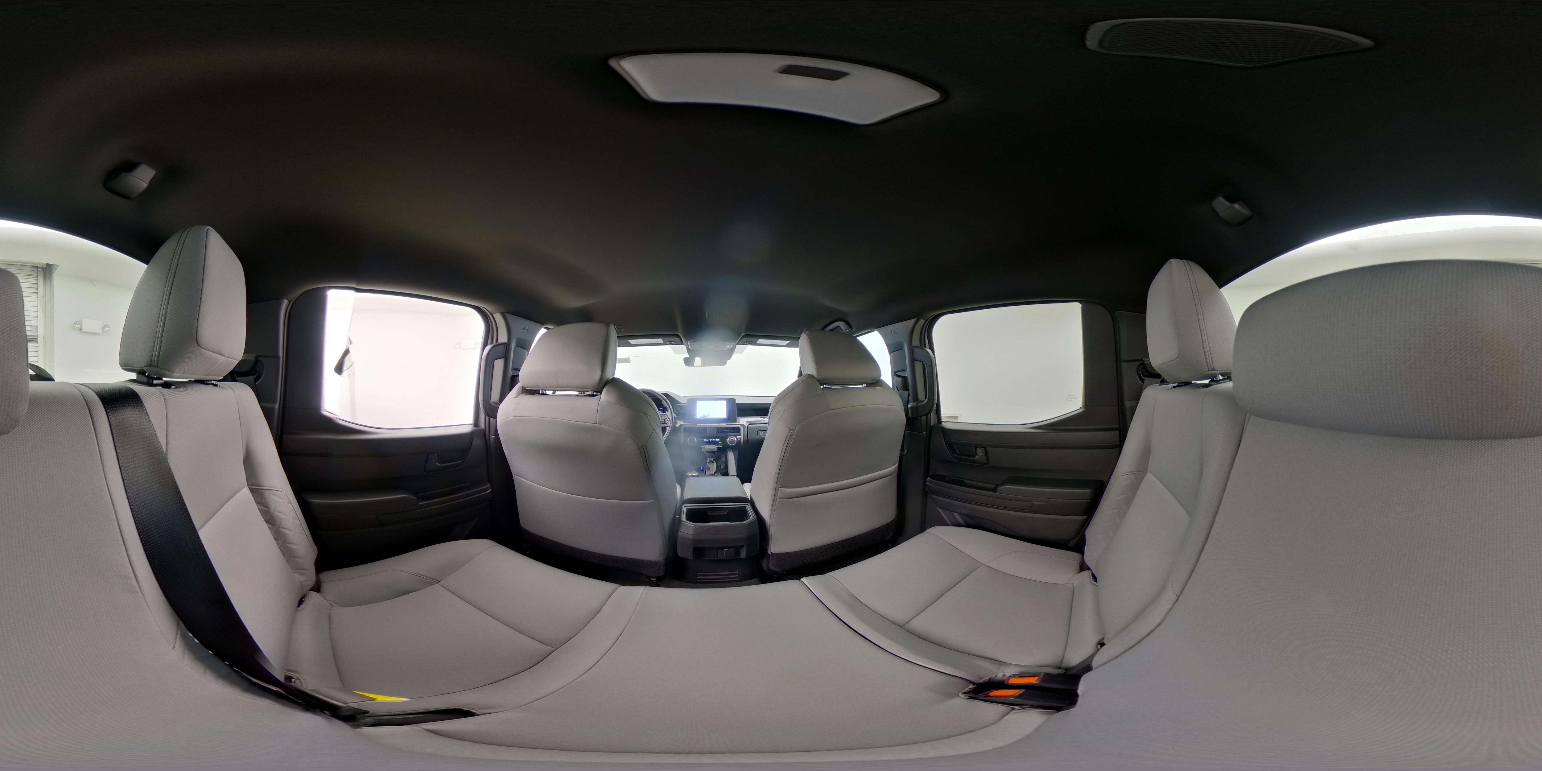 2025 Toyota Tacoma SR5 - Photo 23
