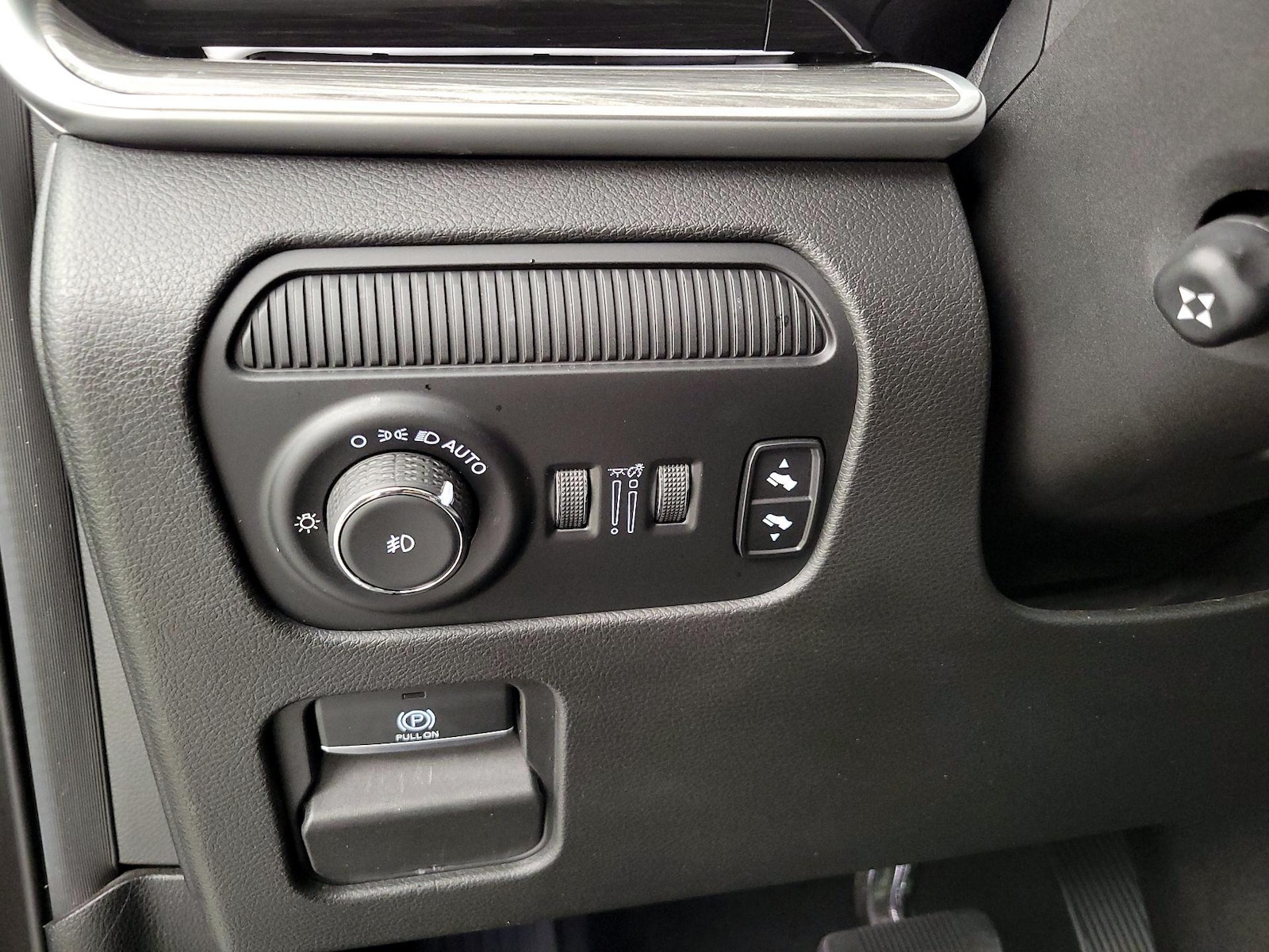 2022 Jeep Wagoneer Series III - Photo 12