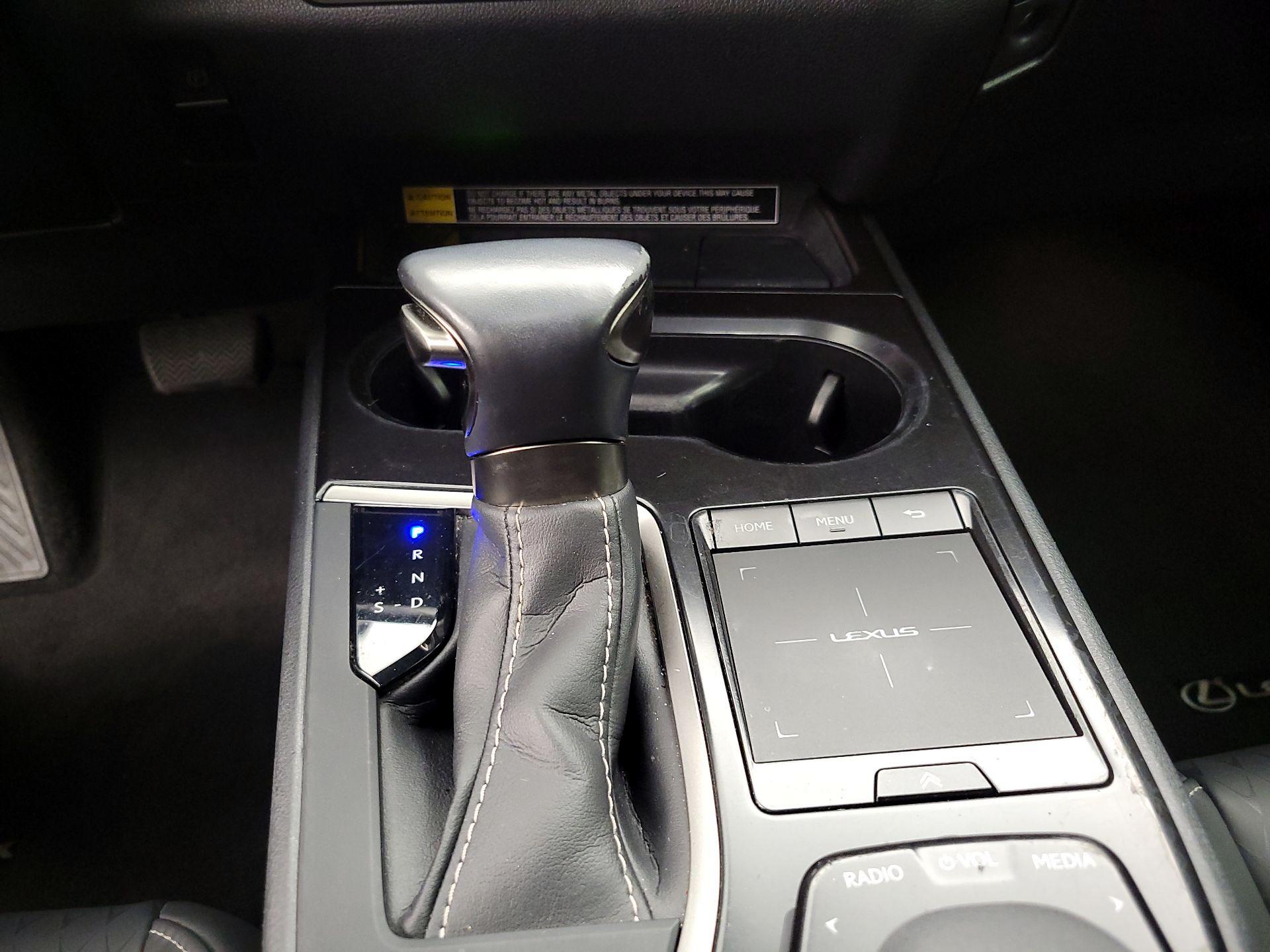 Thumbnail: 2021 Lexus UX - 15