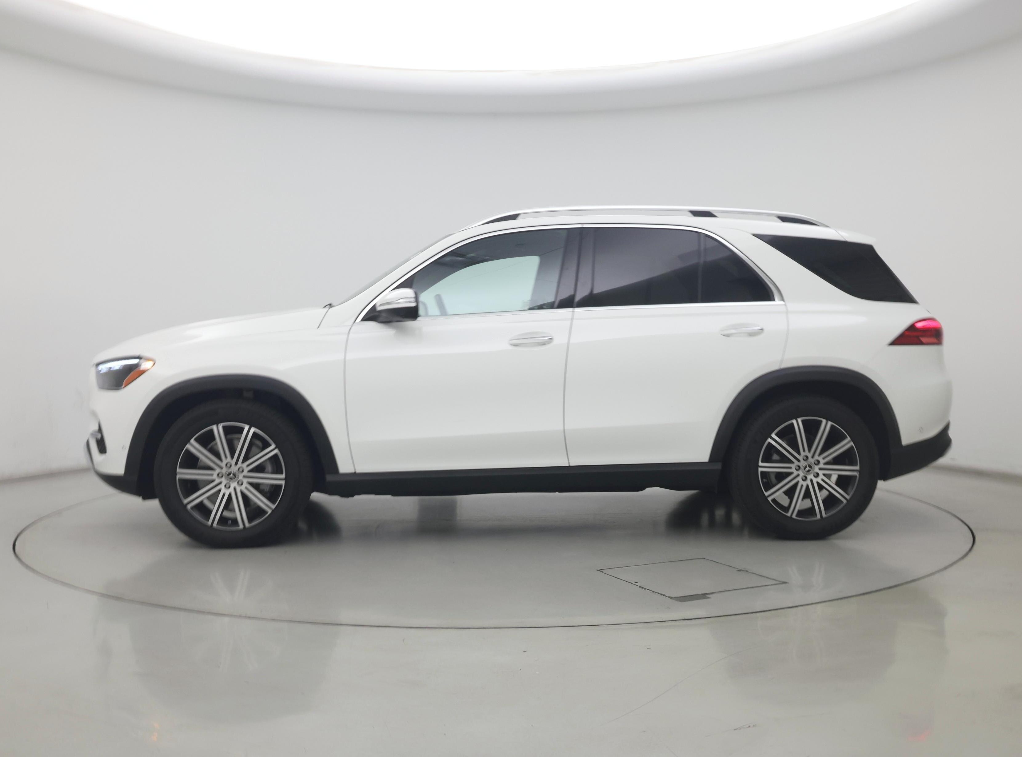 Thumbnail: 2025 Mercedes-Benz GLE - 3