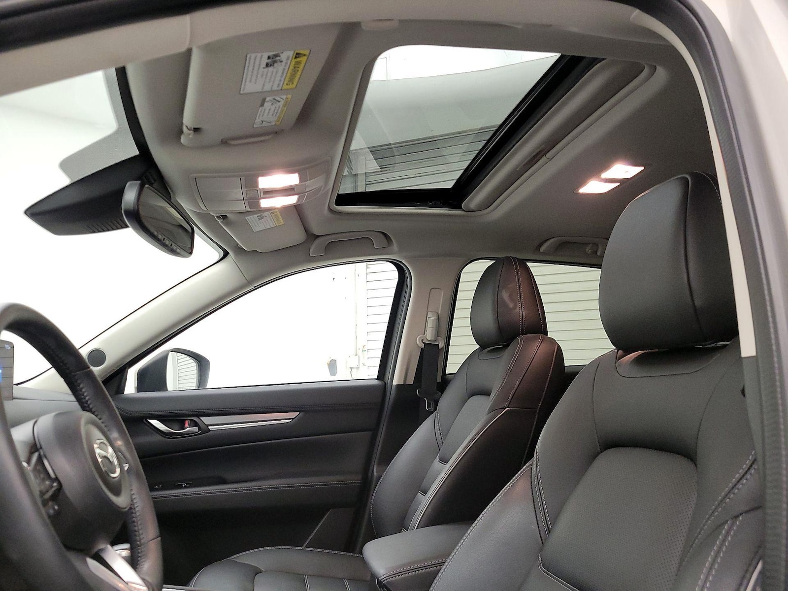 Sunroof(s) & Overhead Airbags