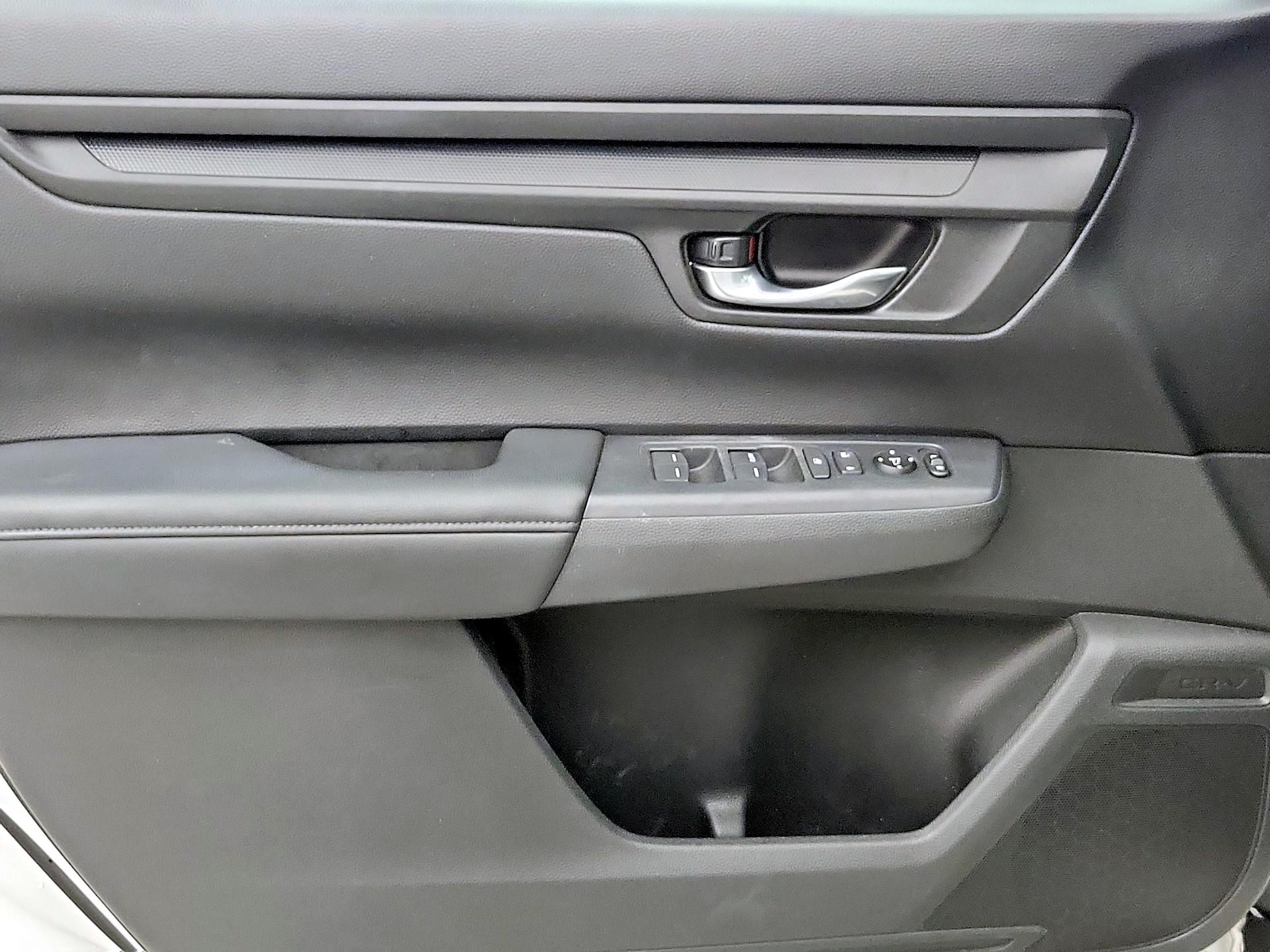 2024 Honda CR-V LX - Photo 13