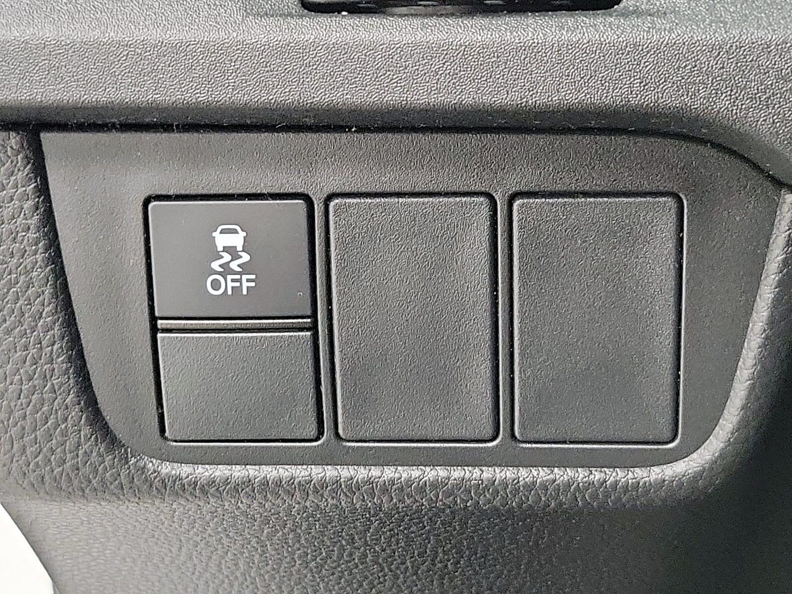 2024 Honda CR-V LX - Photo 14