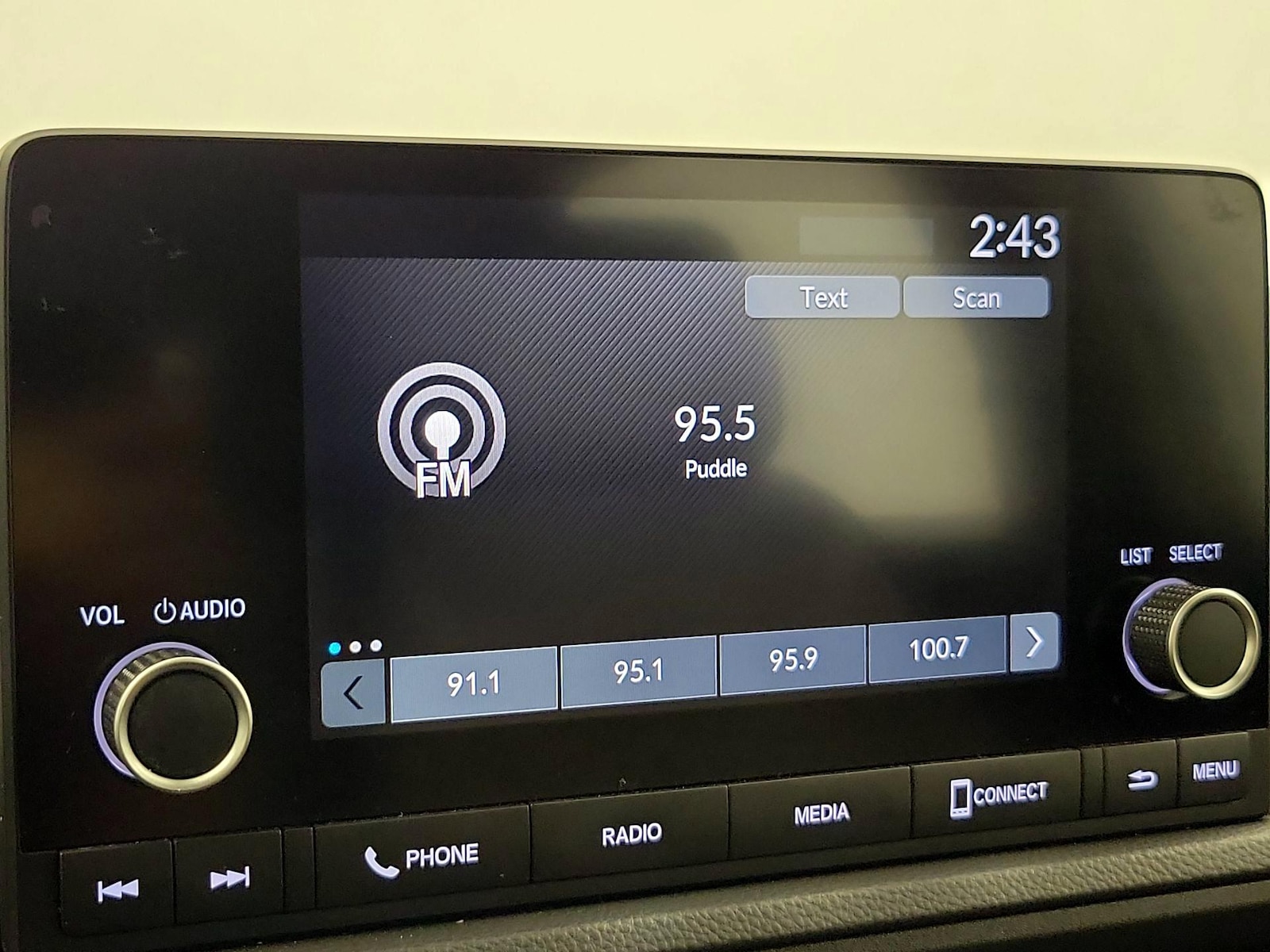 2024 Honda CR-V LX - Photo 16