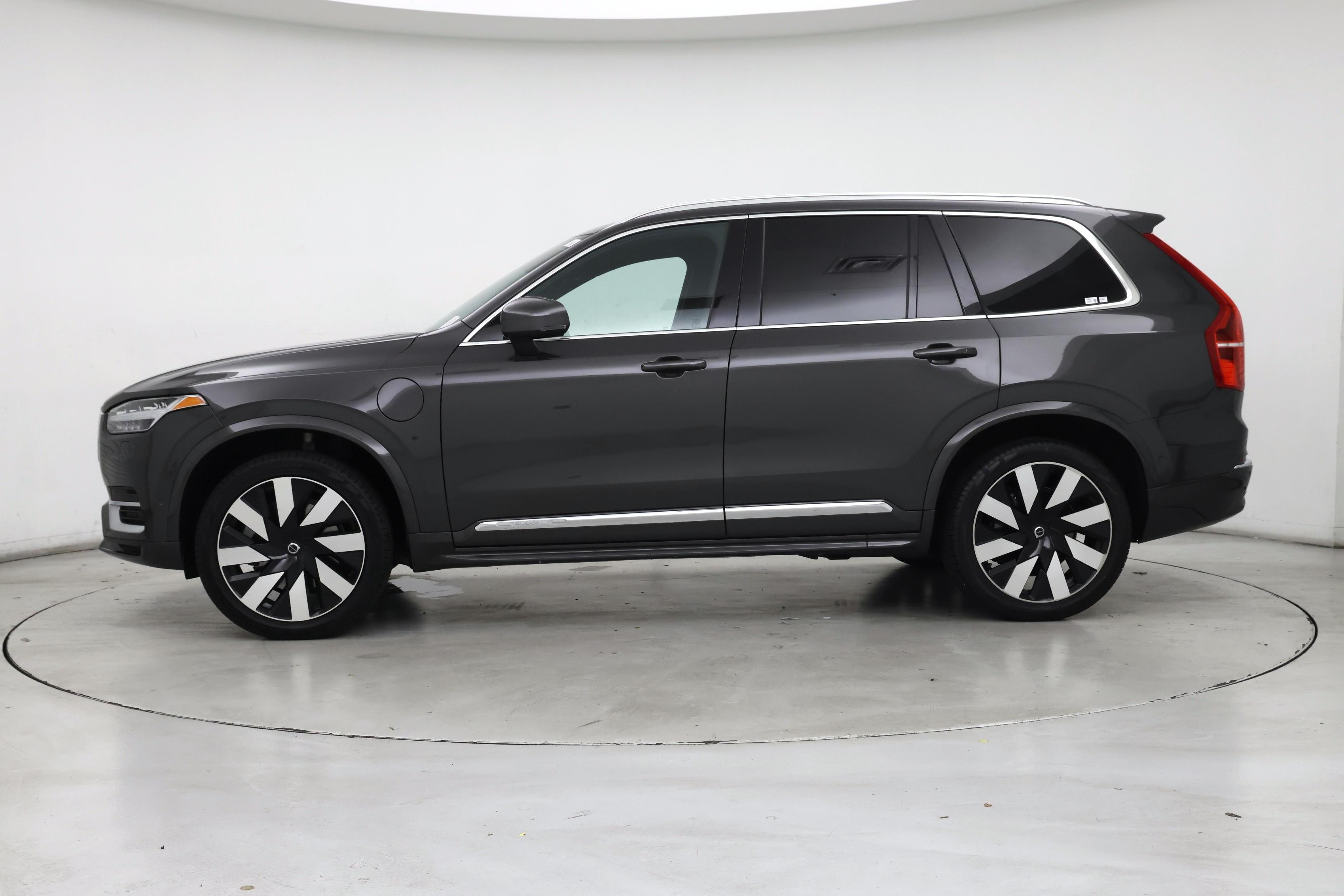 Thumbnail: 2023 Volvo XC90 - 3
