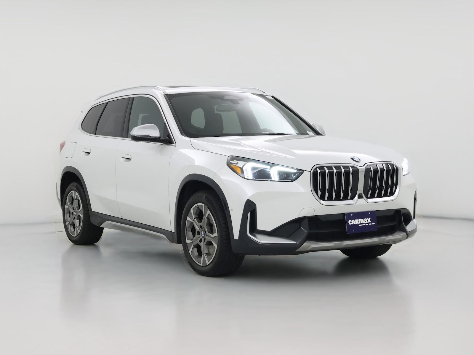 2023 BMW X1