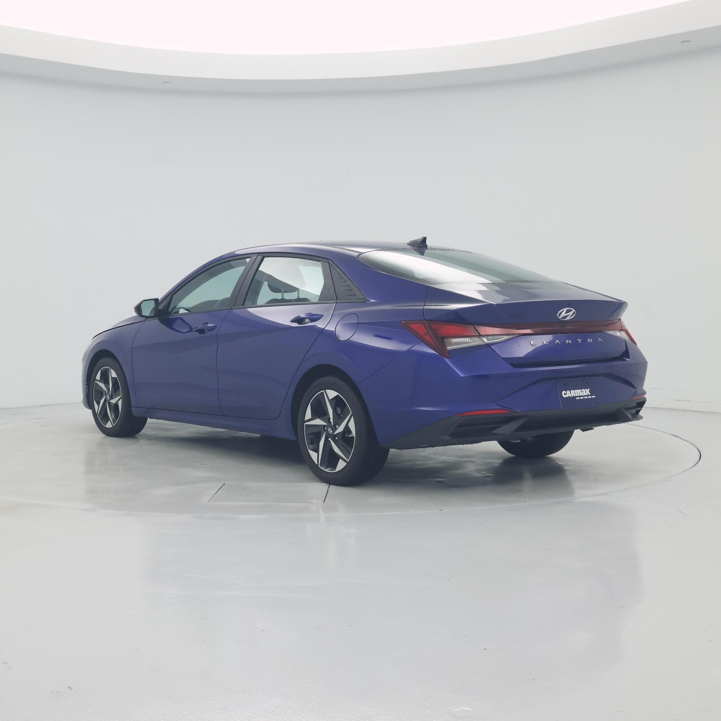 Thumbnail: 2023 Hyundai Elantra - 2