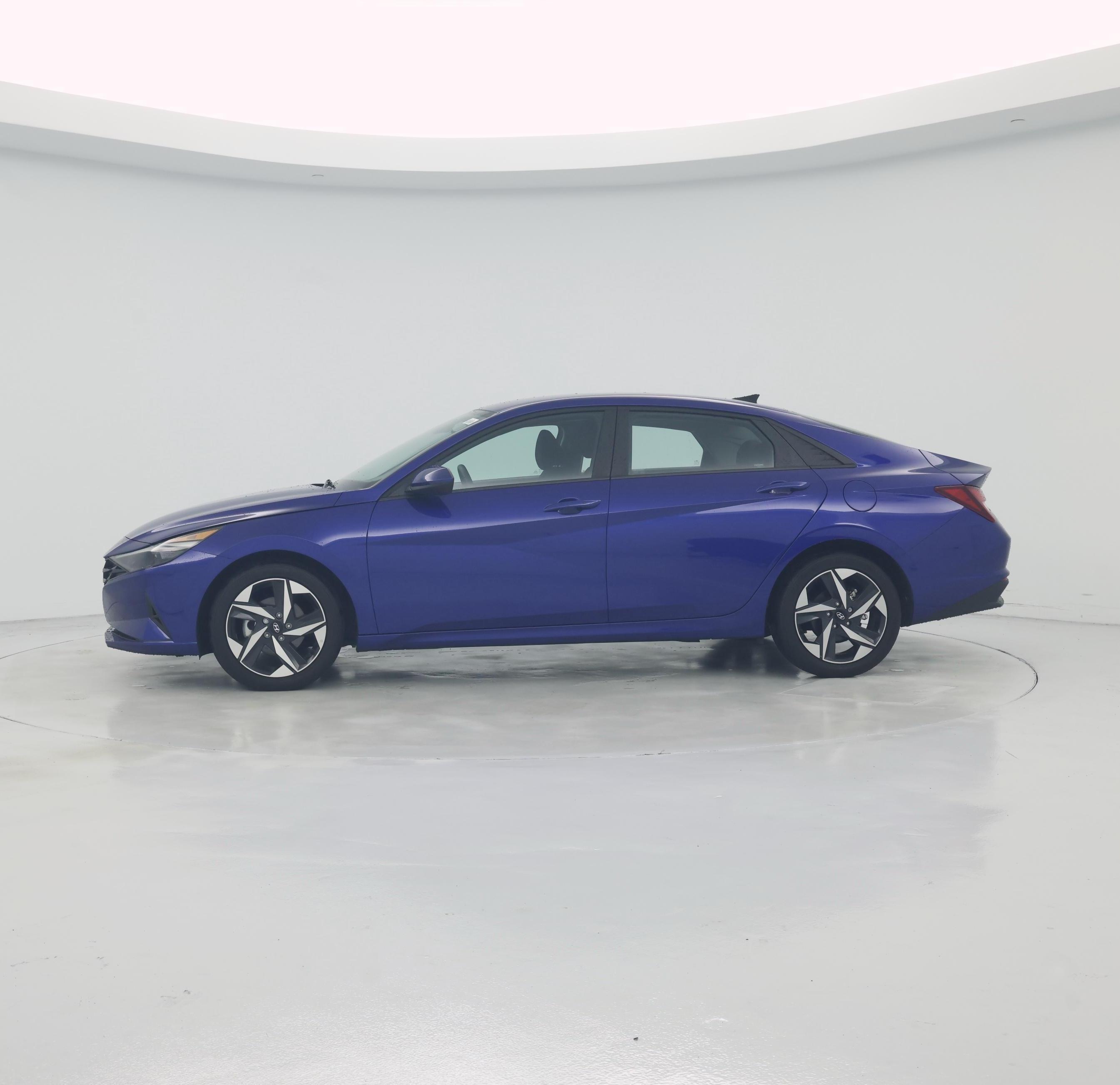 Thumbnail: 2023 Hyundai Elantra - 3