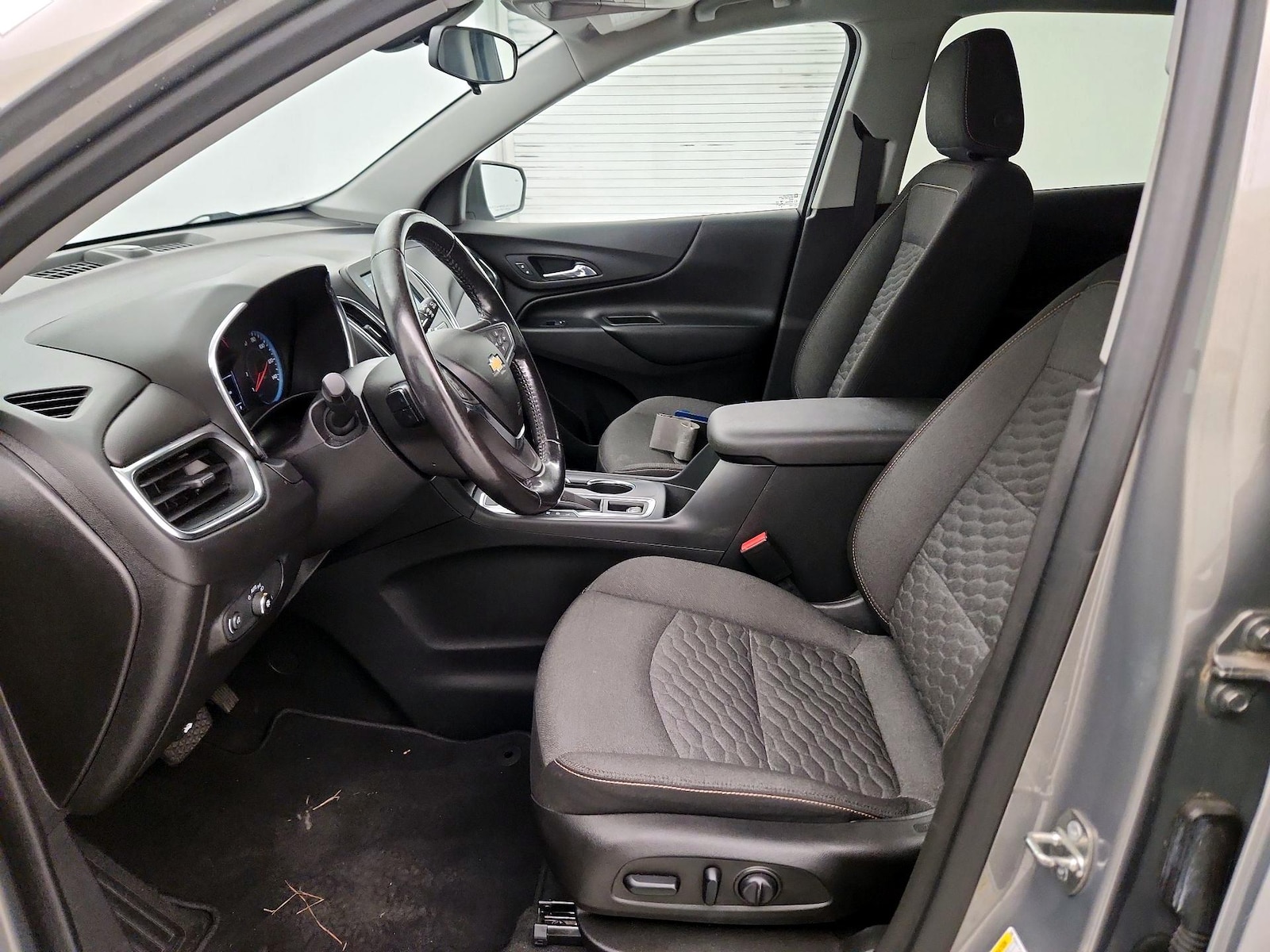 2018 Chevrolet Equinox LT - Photo 12