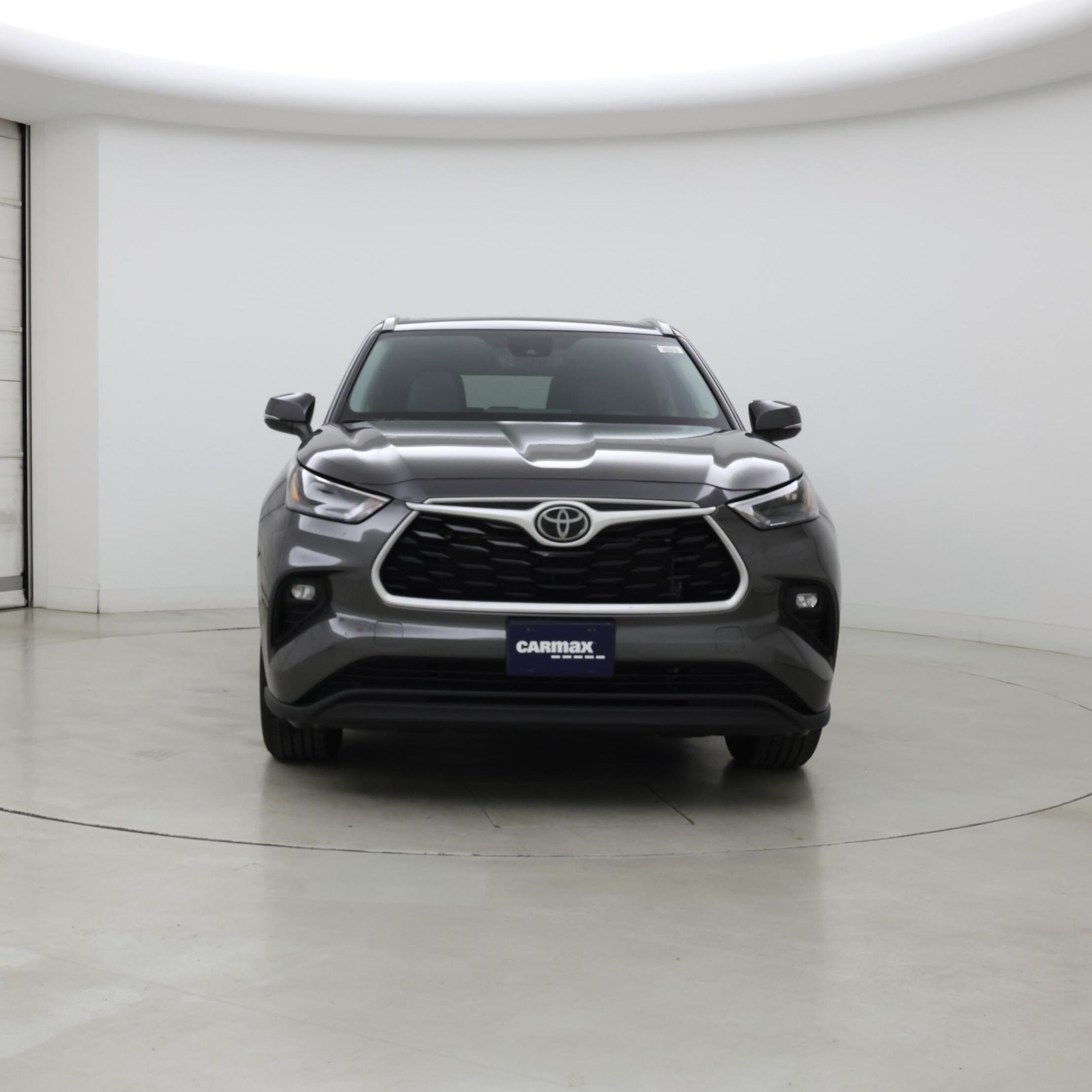 Thumbnail: 2023 Toyota Highlander - 5