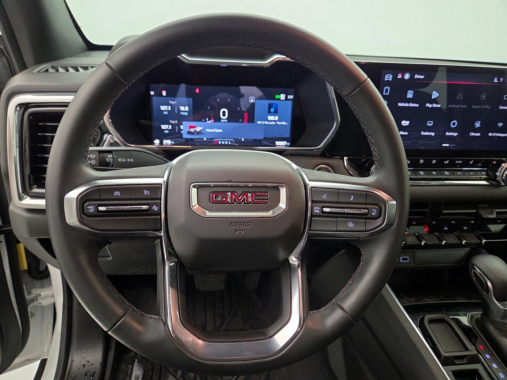 Thumbnail: 2025 GMC Canyon - 10