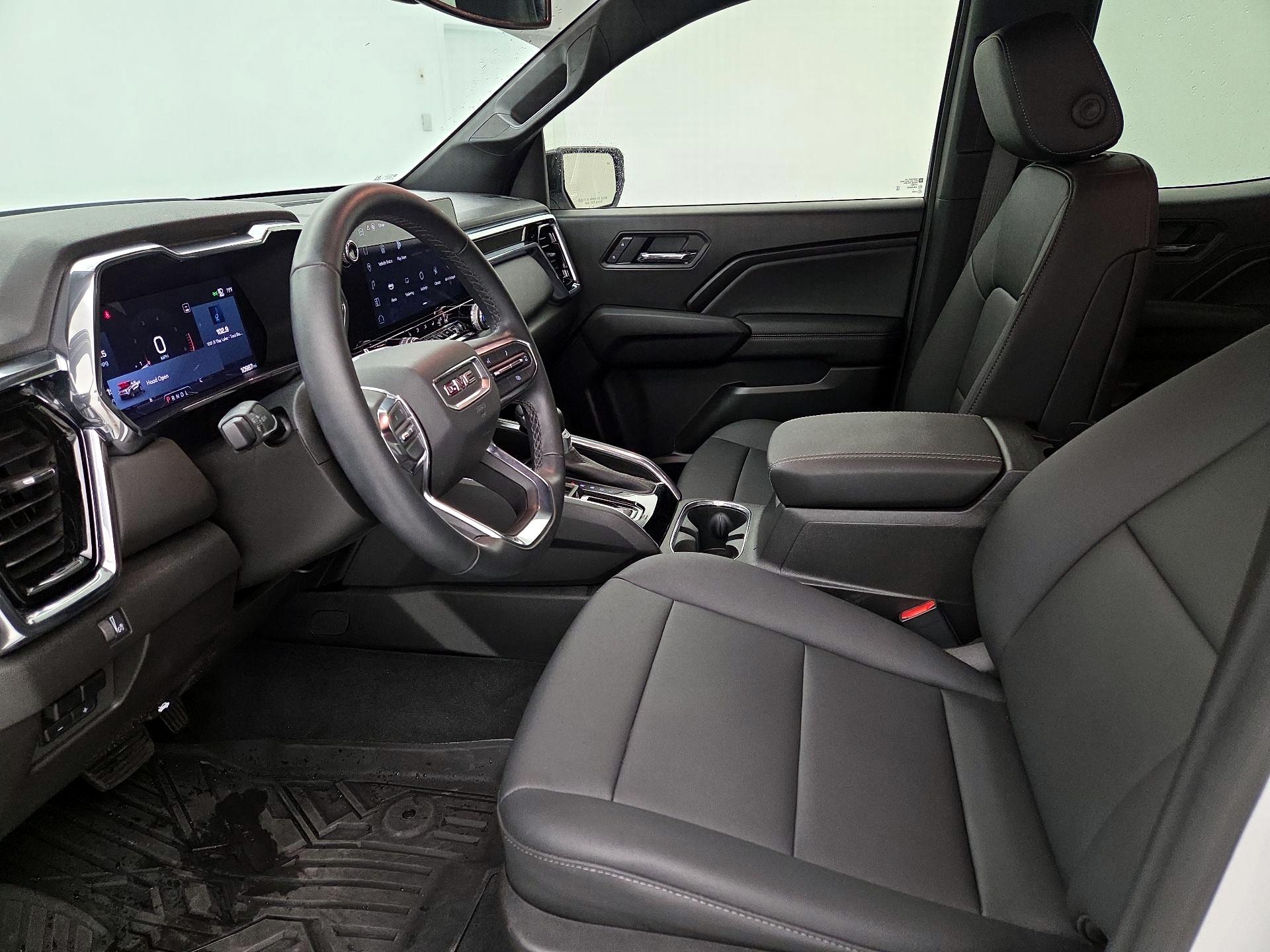 Thumbnail: 2025 GMC Canyon - 11