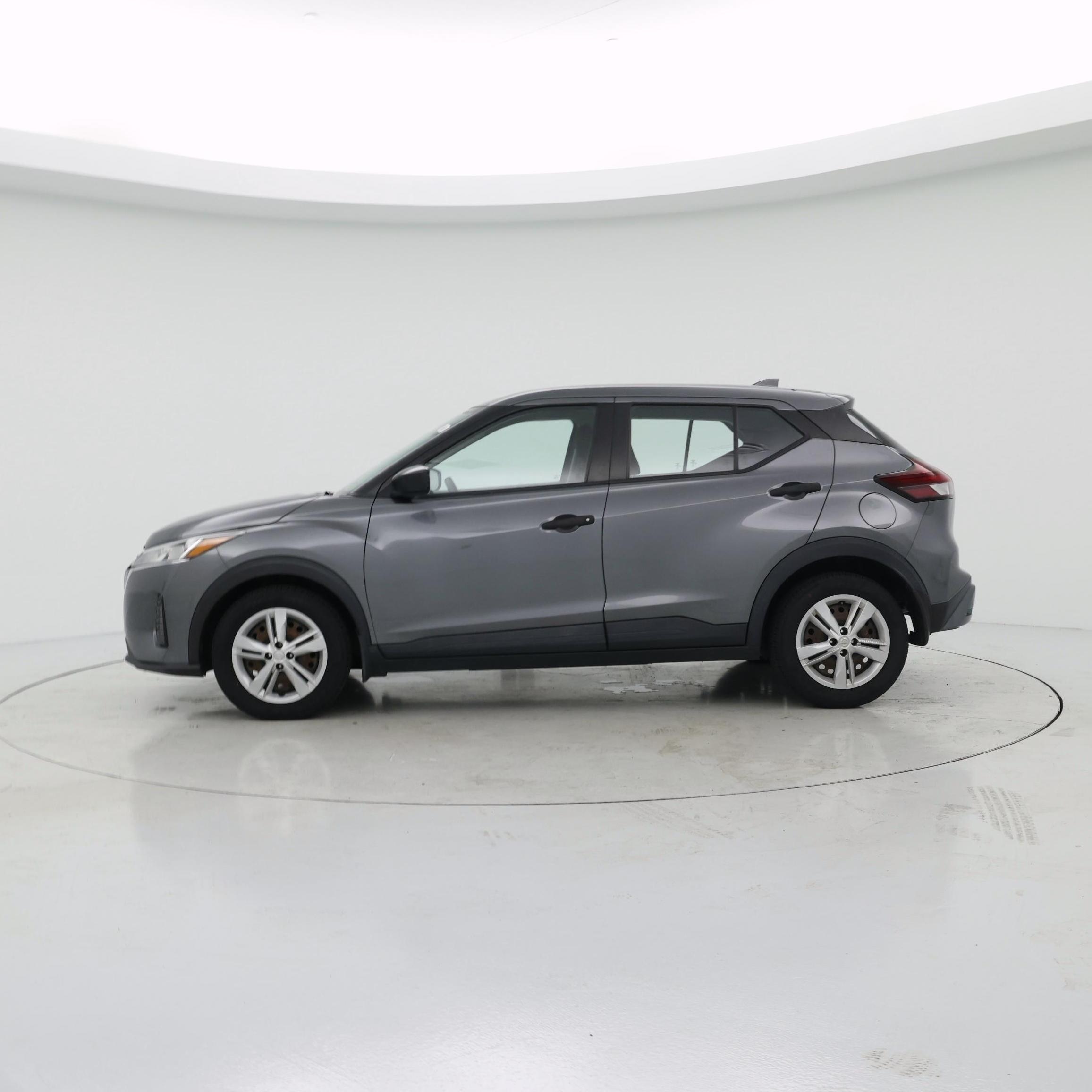 Thumbnail: 2021 Nissan Kicks - 3