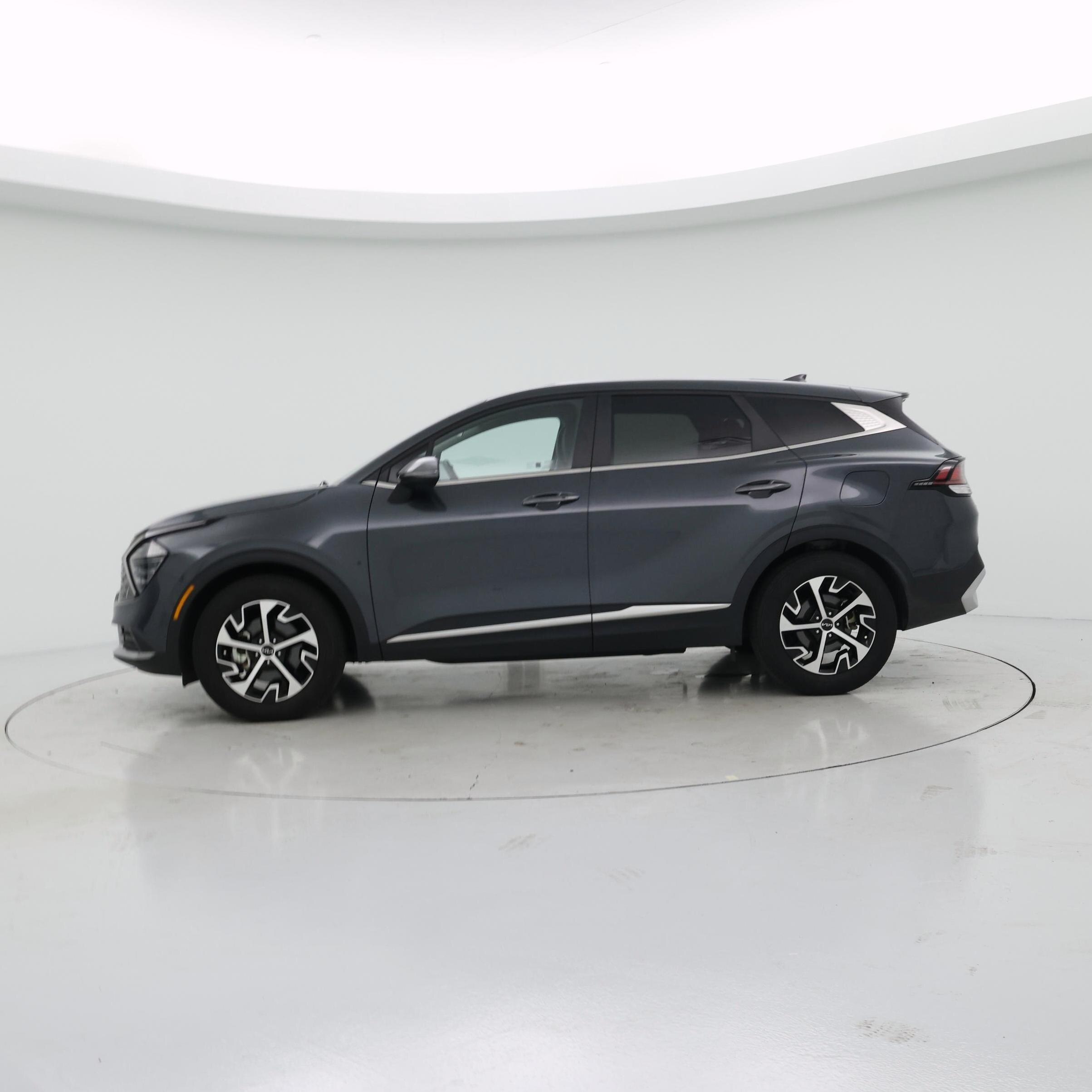 Thumbnail: 2024 Kia Sportage - 3