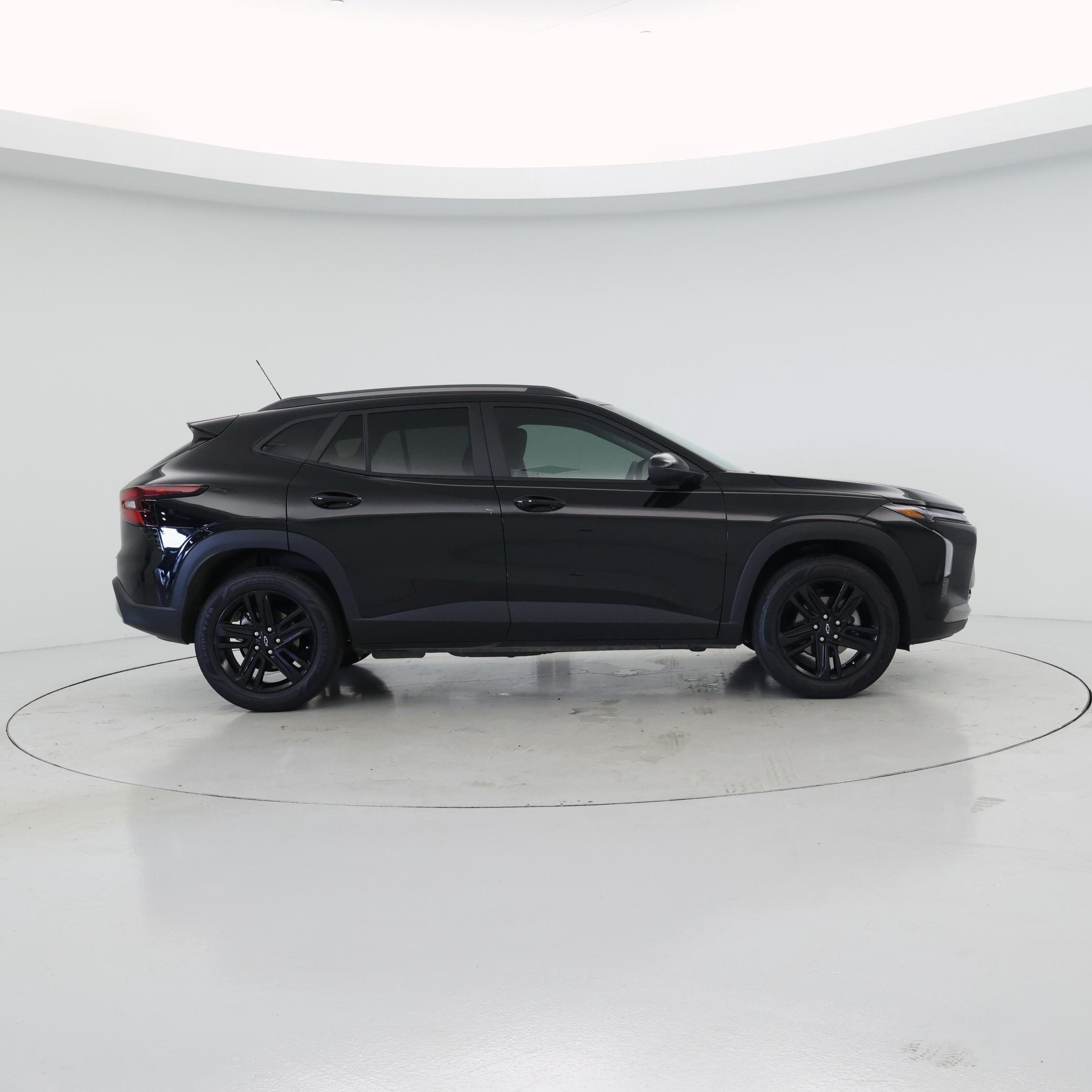 Thumbnail: 2025 Chevrolet Trax - 7